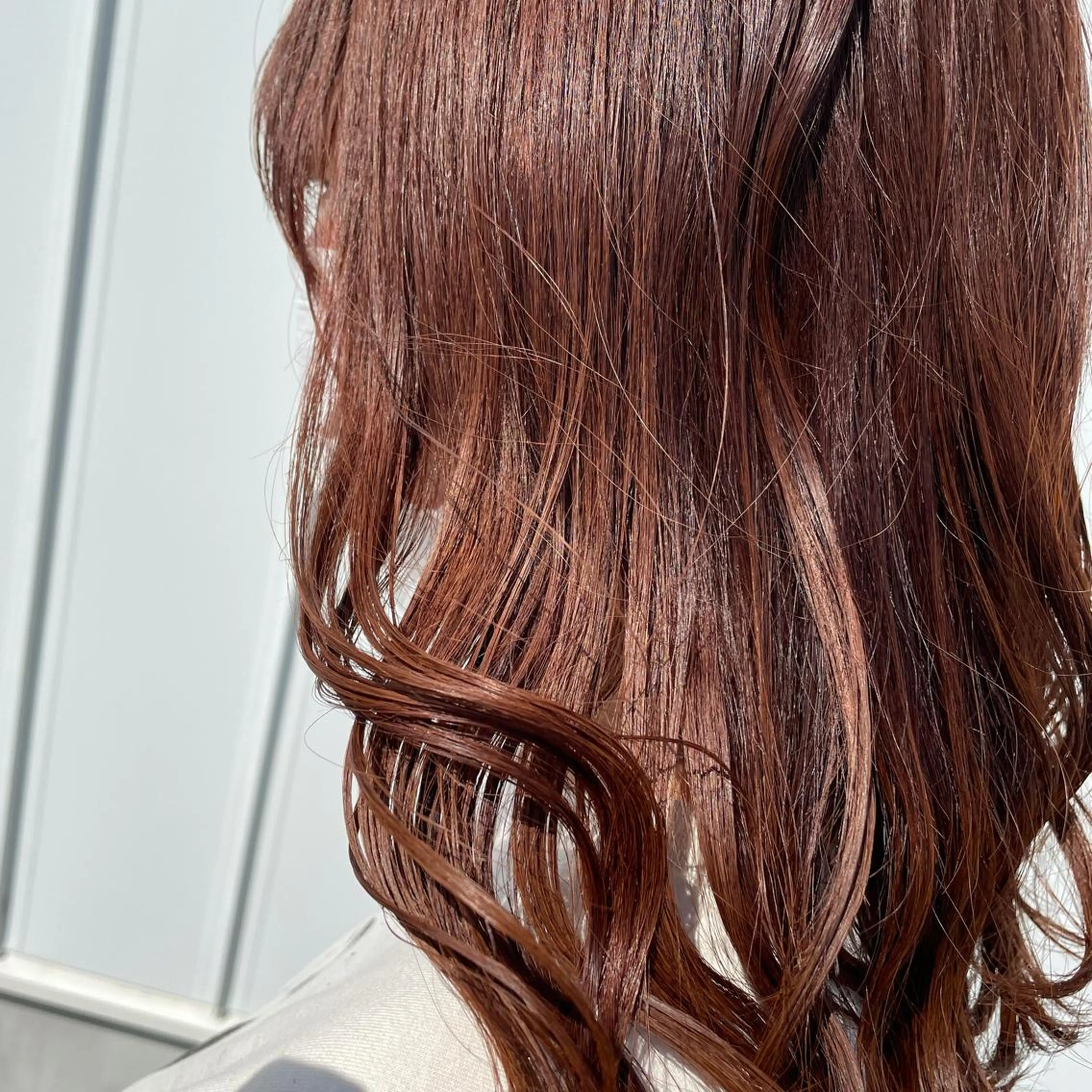 セミロング カラー オレンジ カット ヘアカラー SOU所属・ふるかわ れなのヘアスタイル