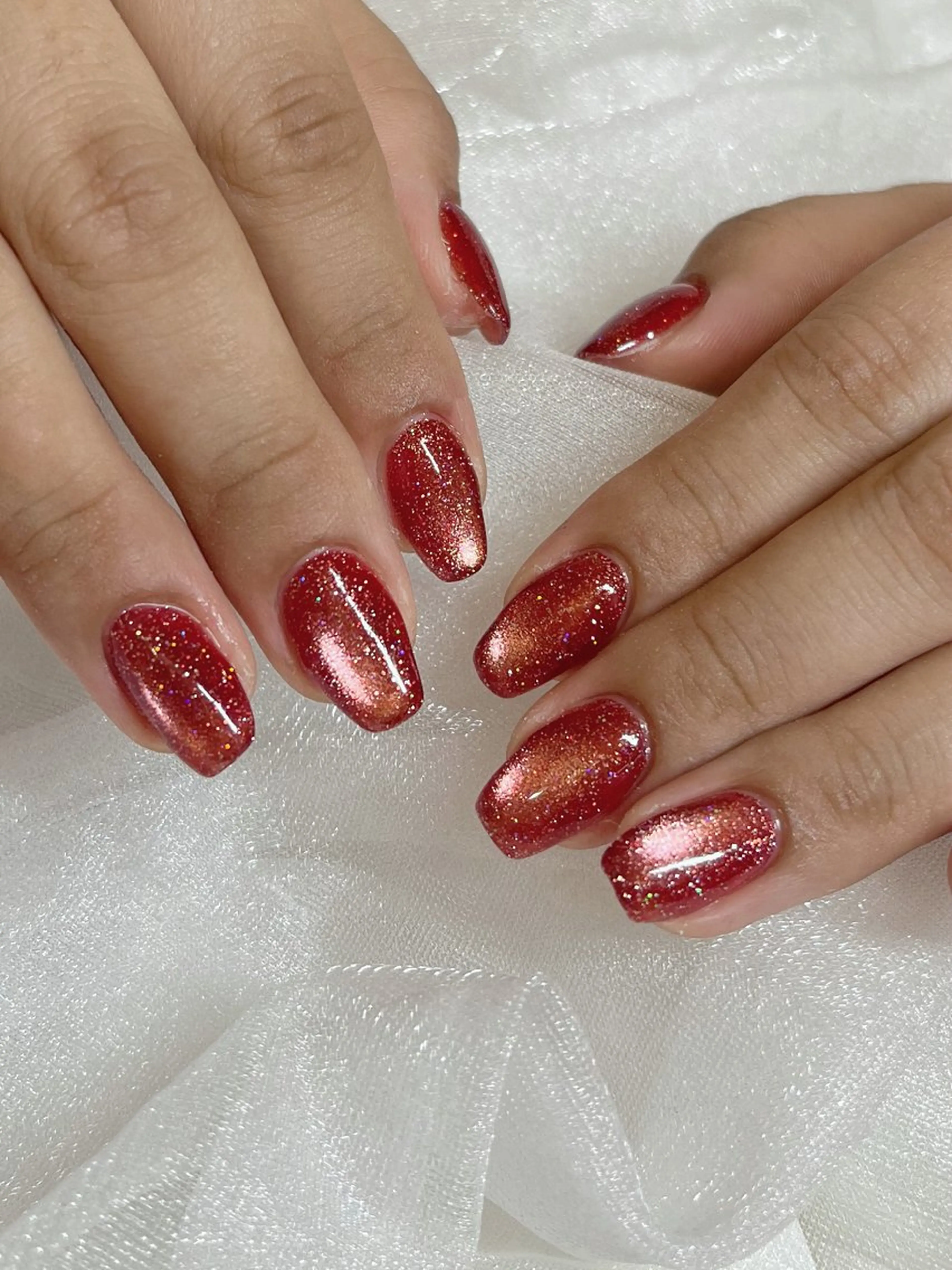 ネイル 赤色 冬ネイル クリスマス ハンドネイル pétit所属・sarina..ෆ jr.ネイリストのネイルデザイン