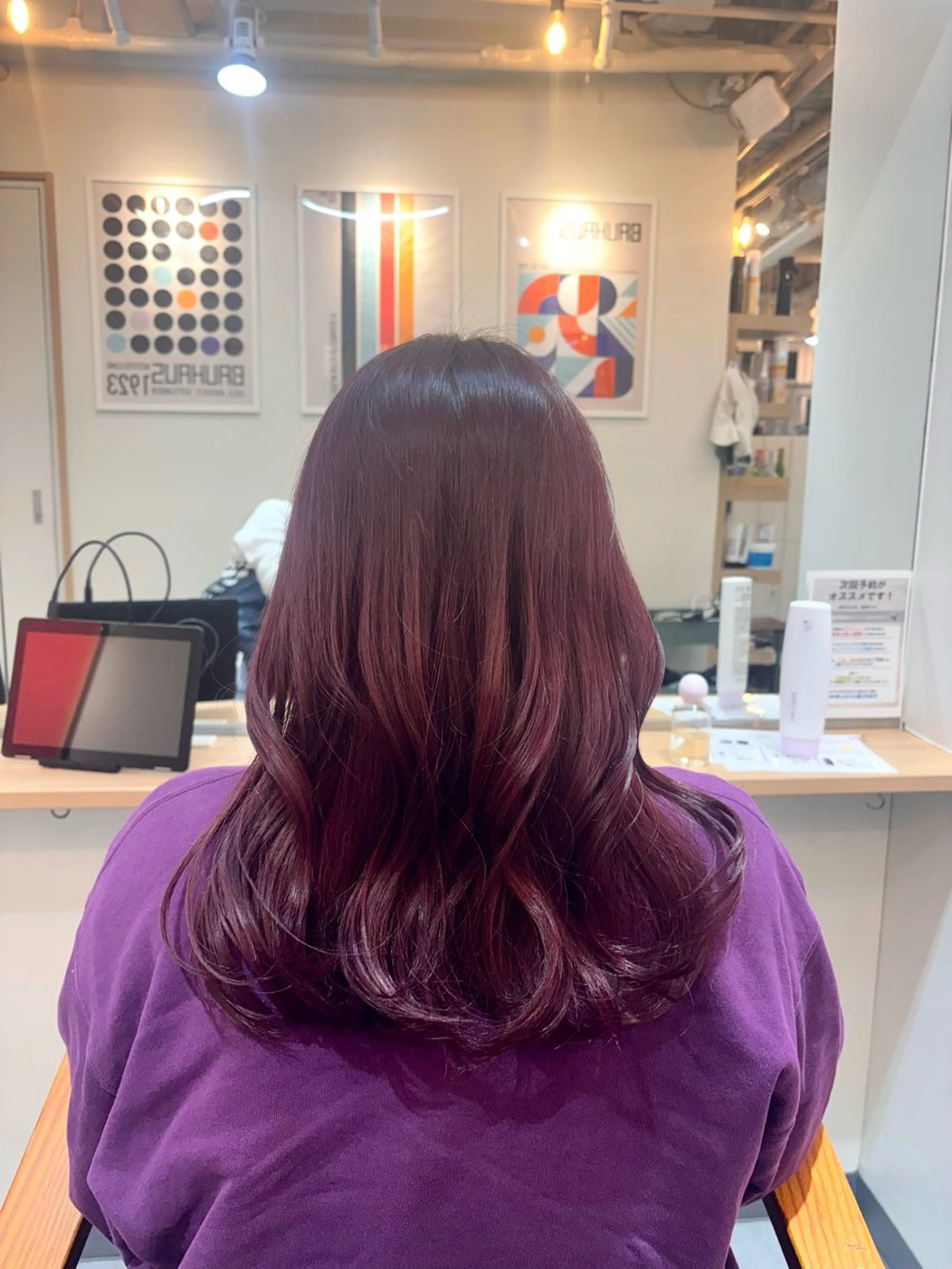 セミロング lou  by  revo所属・カット無料❗️🫧 由姫🫧のヘアスタイル