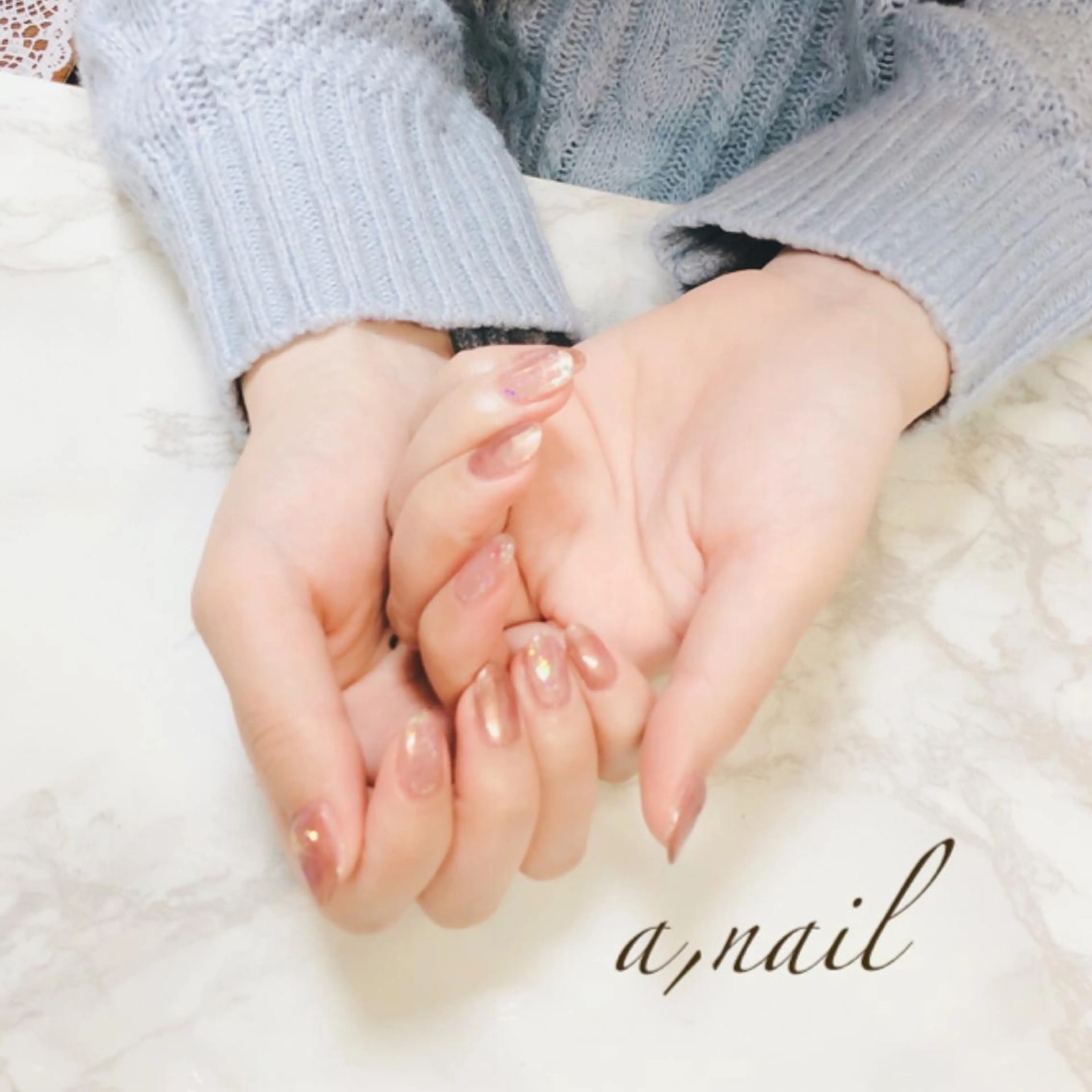 ネイル オーロラネイル フットネイル ジェルネイル グラデーション ラメ(グリッター) ハンドネイル ネイルサロン エーネイルのネイルデザイン