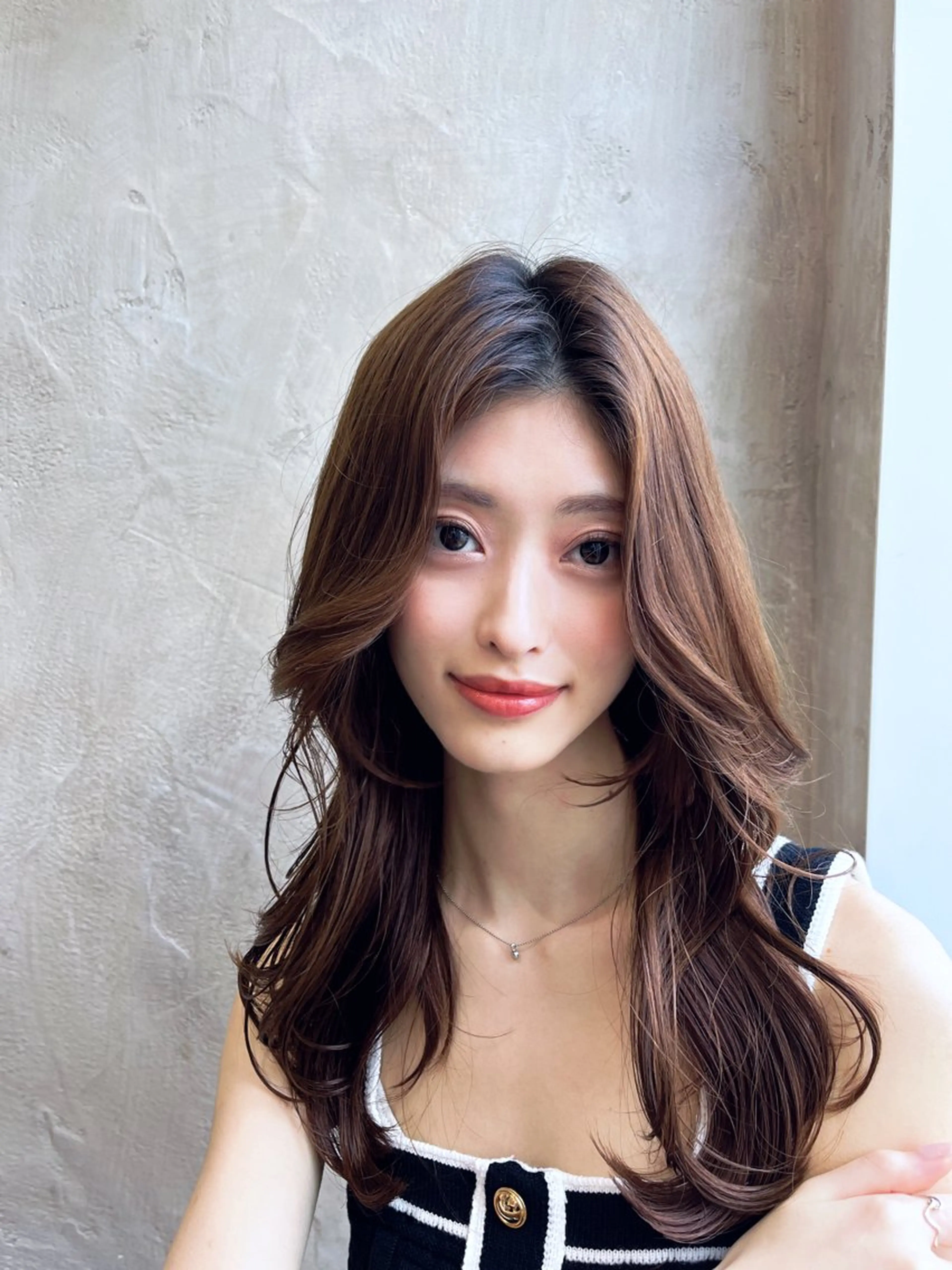 ロング 顔まわりカット 前髪カット安井楽人のヘアスタイル