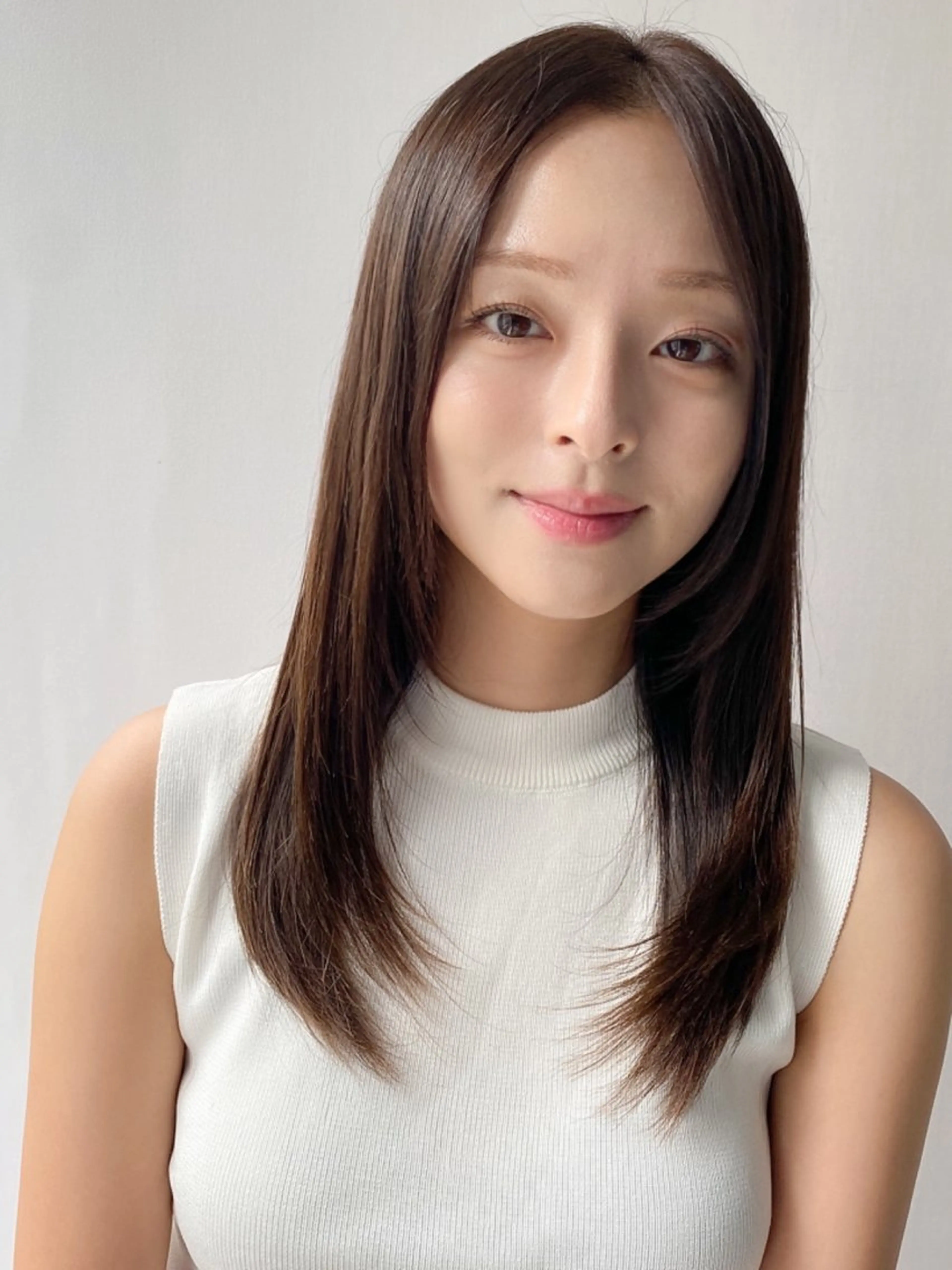 セミロング カラー ブラウンカラー ショコラブラウン 佐藤 侑哉のヘアスタイル