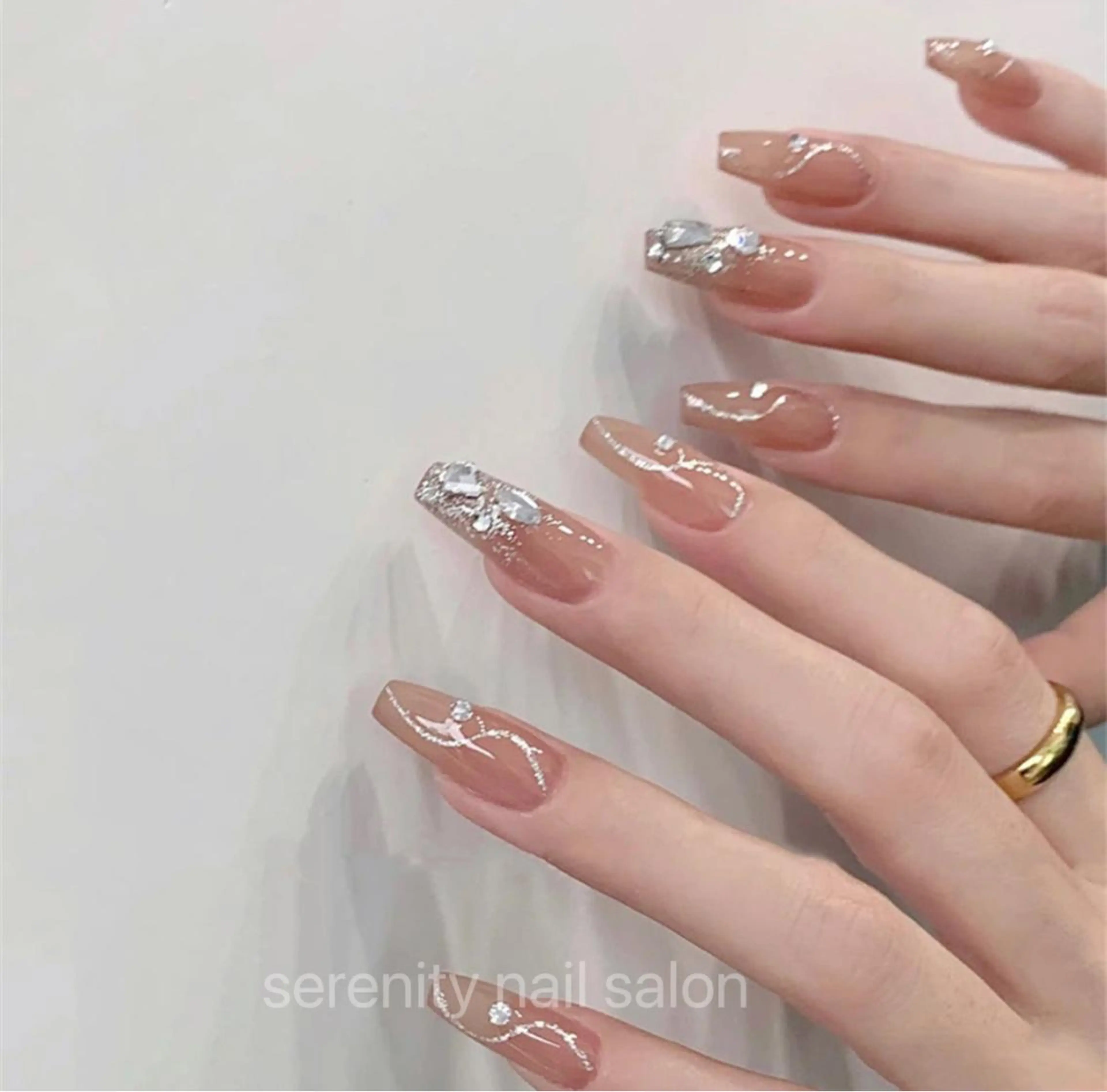 ネイル ハンドネイル ハンドケア ✨Serenity ワンホンネイルのネイルデザイン