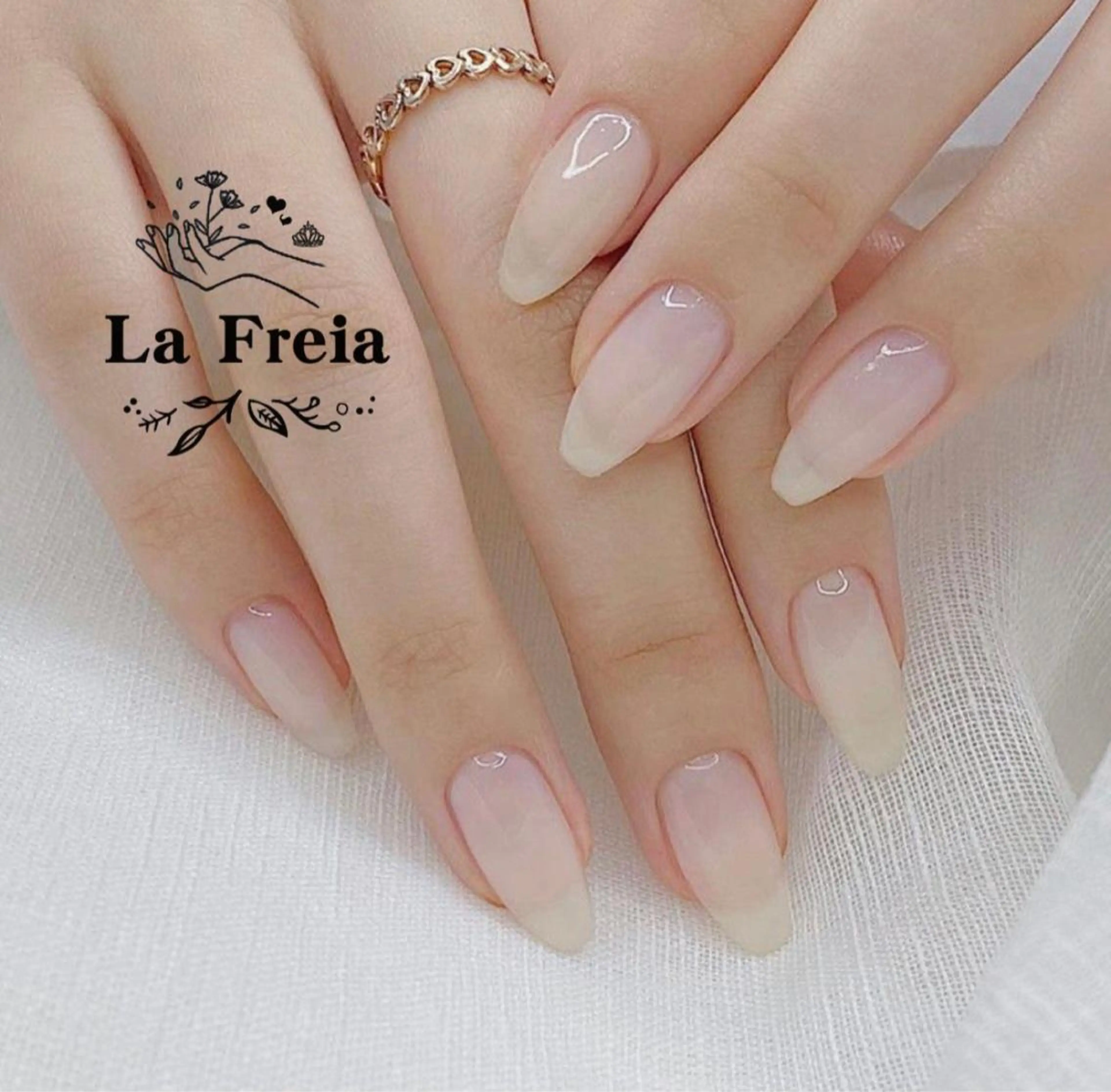 ネイル ハンドネイル ハンドケア 🤩 Yuliaユリアのネイルデザイン