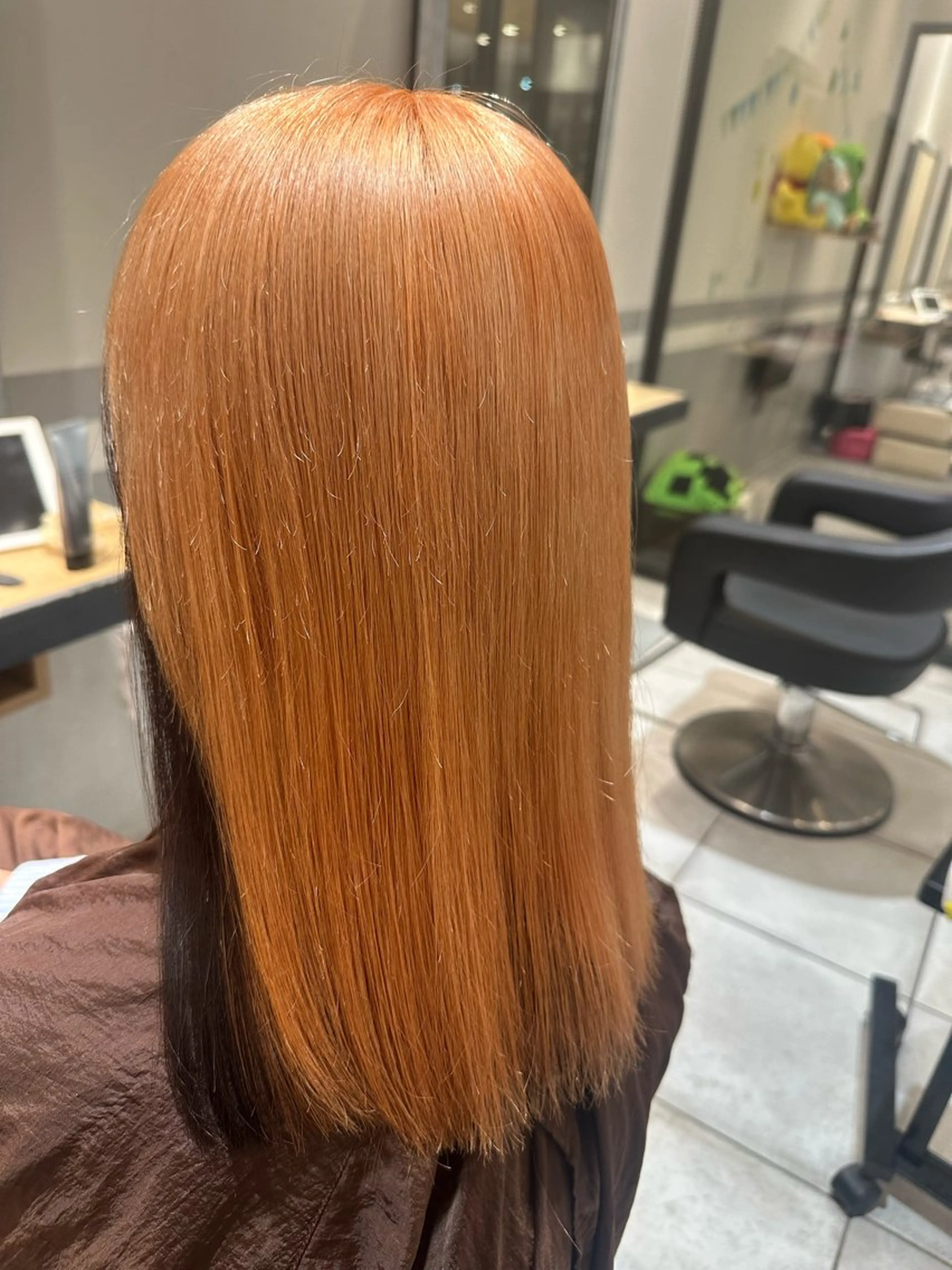 カラー ミストバング  フェイスフレーミング フクイ ミユのヘアスタイル