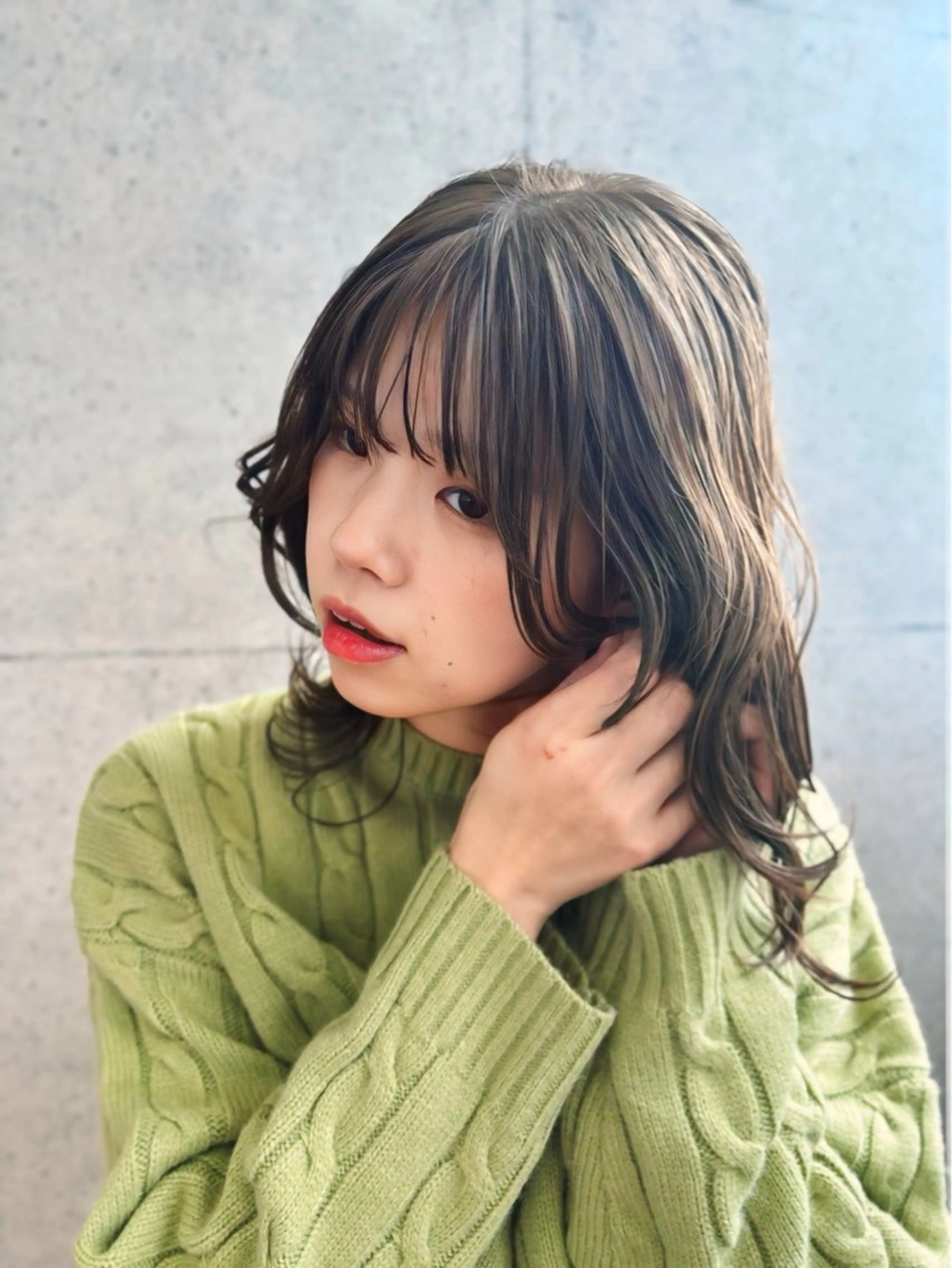 ミディアム カラー カット ヘアカラー LIFE 本店所属・ハイトーン×韓国 レイヤー/ 小林達哉のヘアスタイル