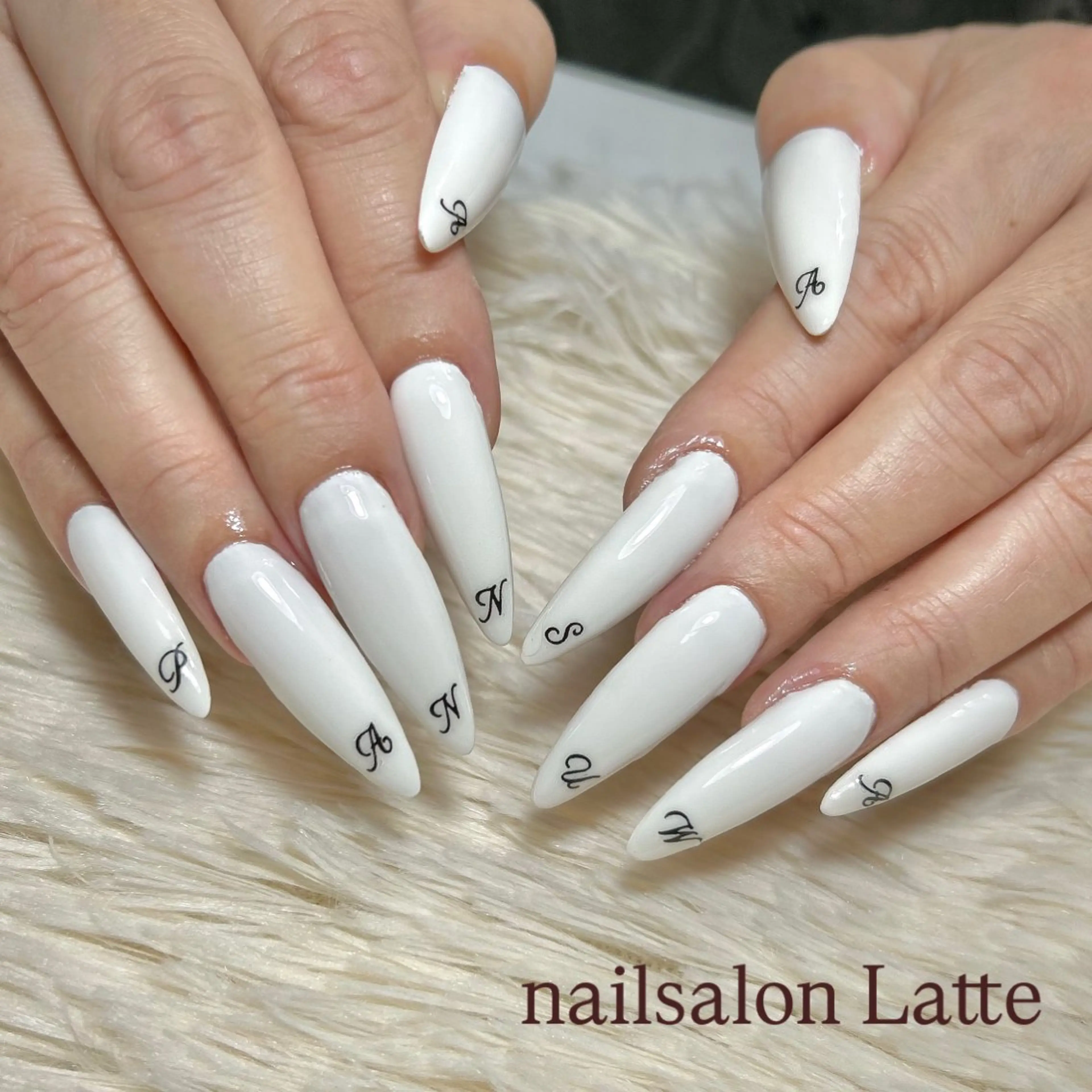 ネイル Nailsalon Latteのネイルデザイン