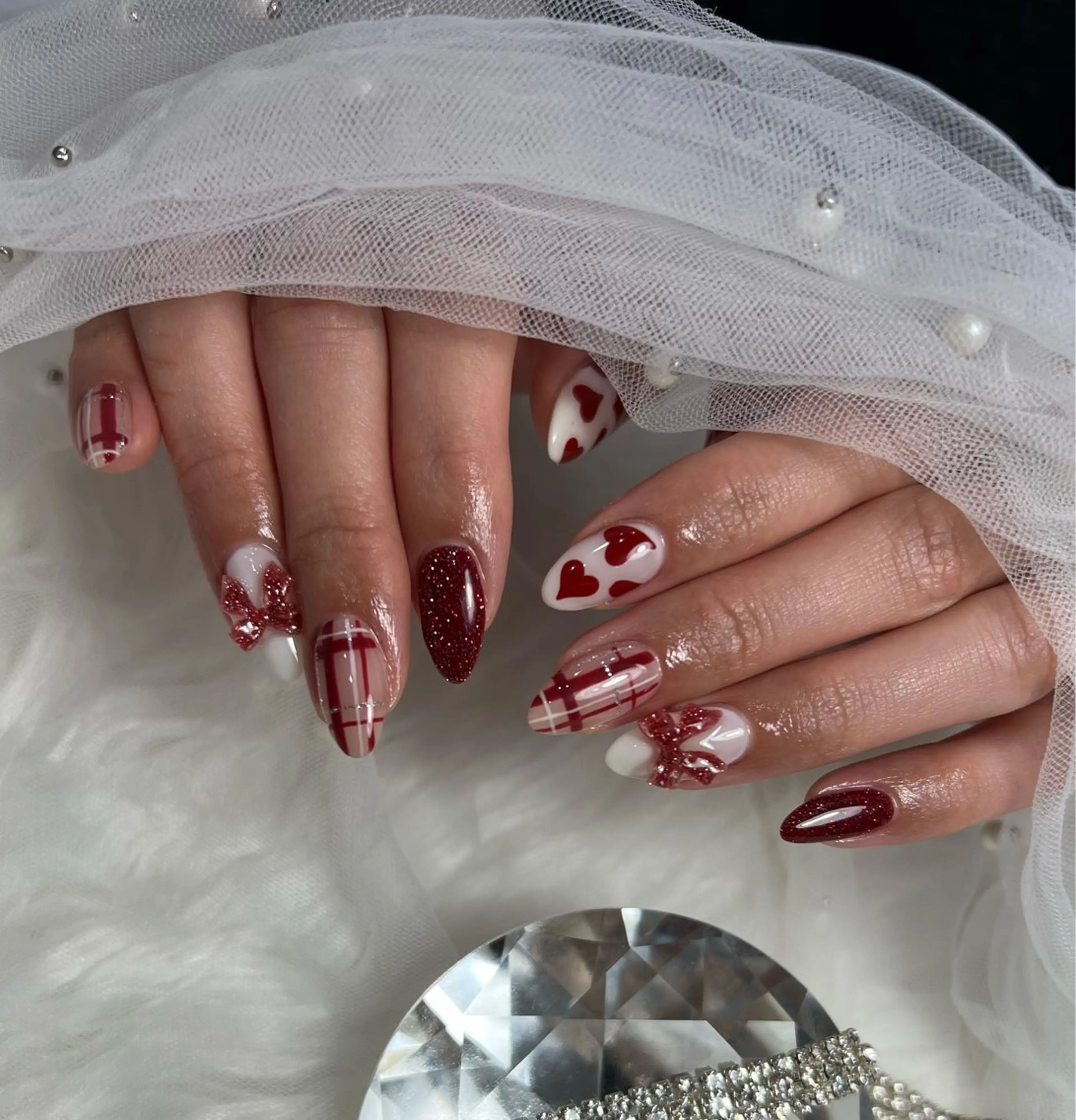 ネイル 冬ネイル クリスマス ハンドネイル pyuna. nailのネイルデザイン