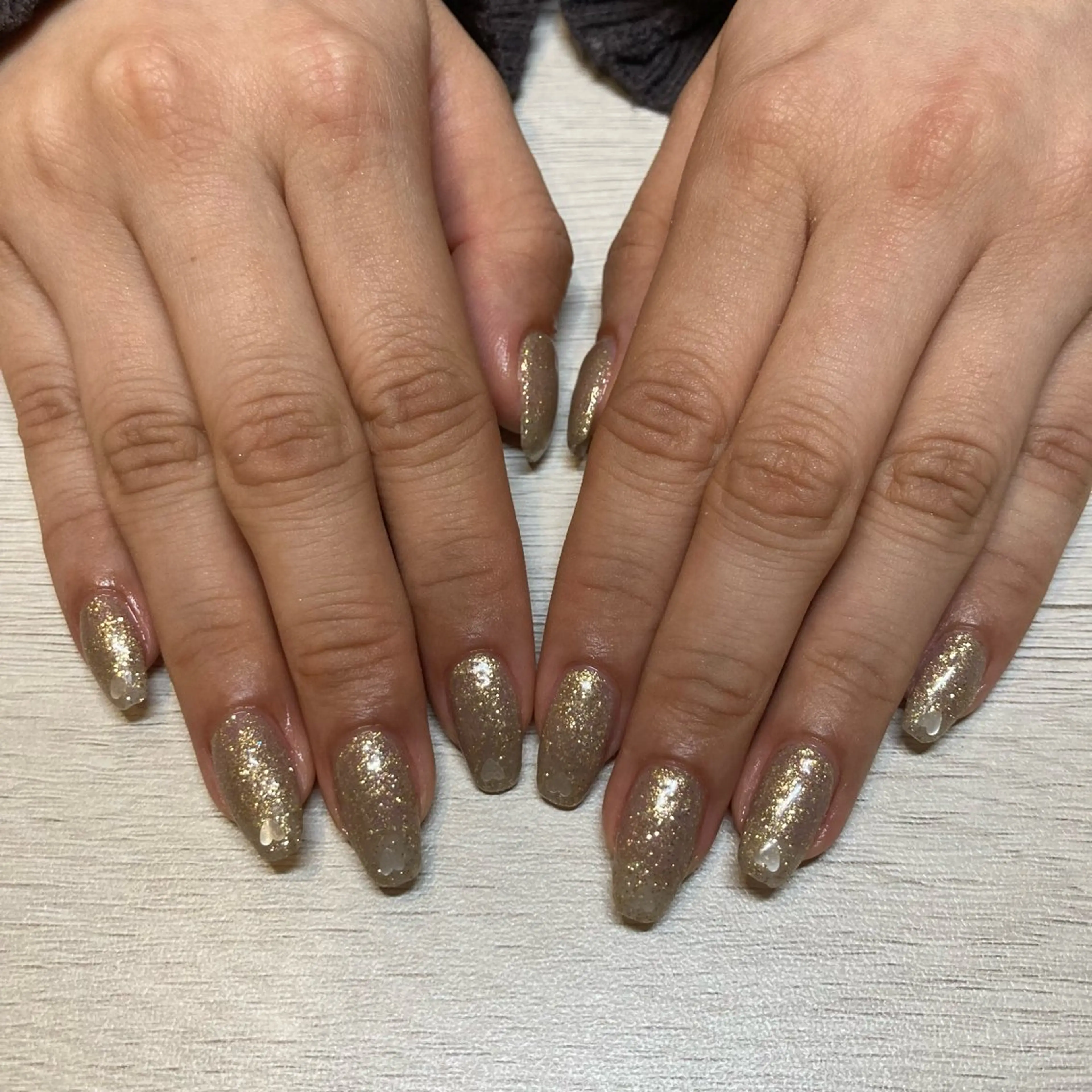 ネイル アートネイル 赤色 ハンドネイル Mahalo Nailのネイルデザイン