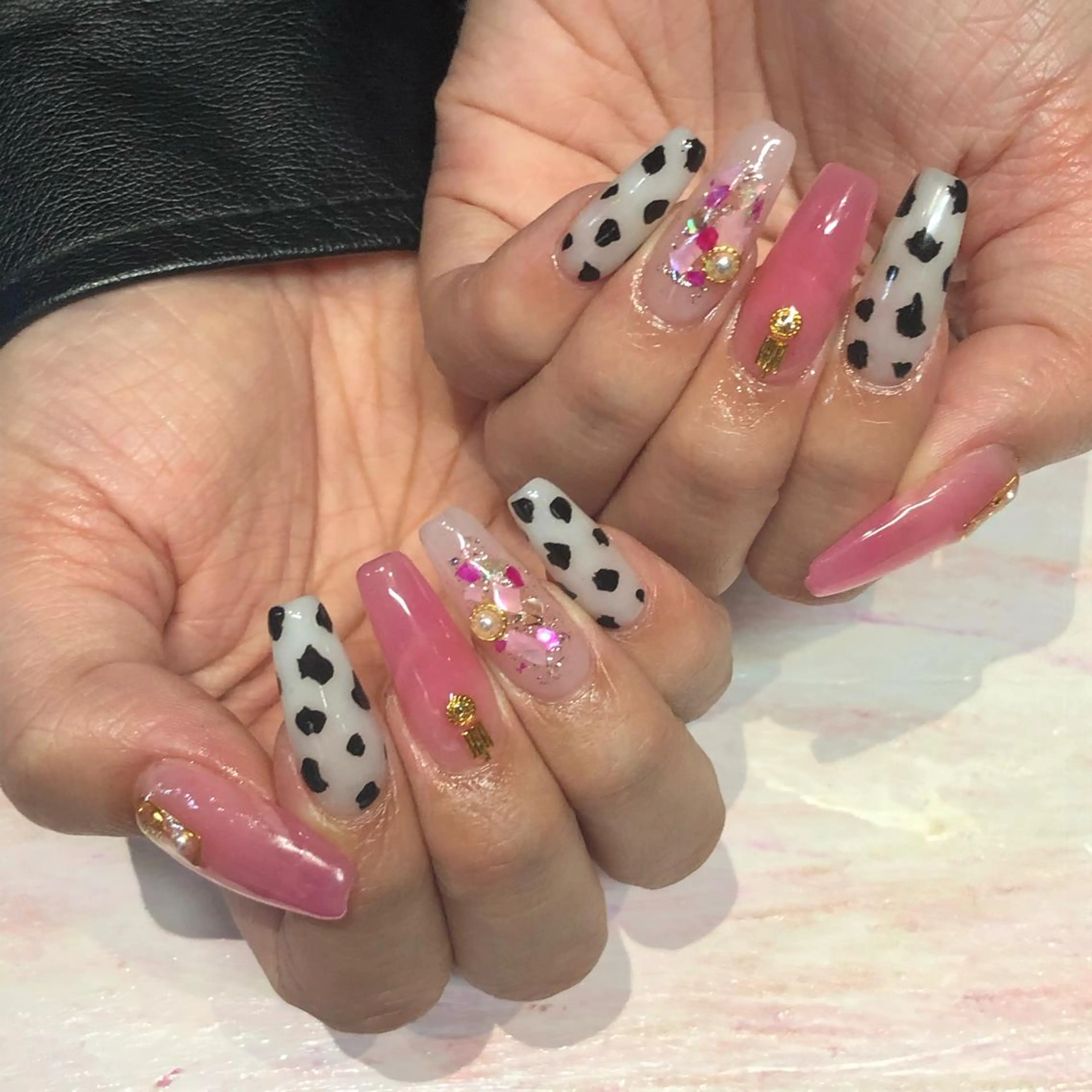 ネイル crestnail所属・小林 束紗のネイルデザイン
