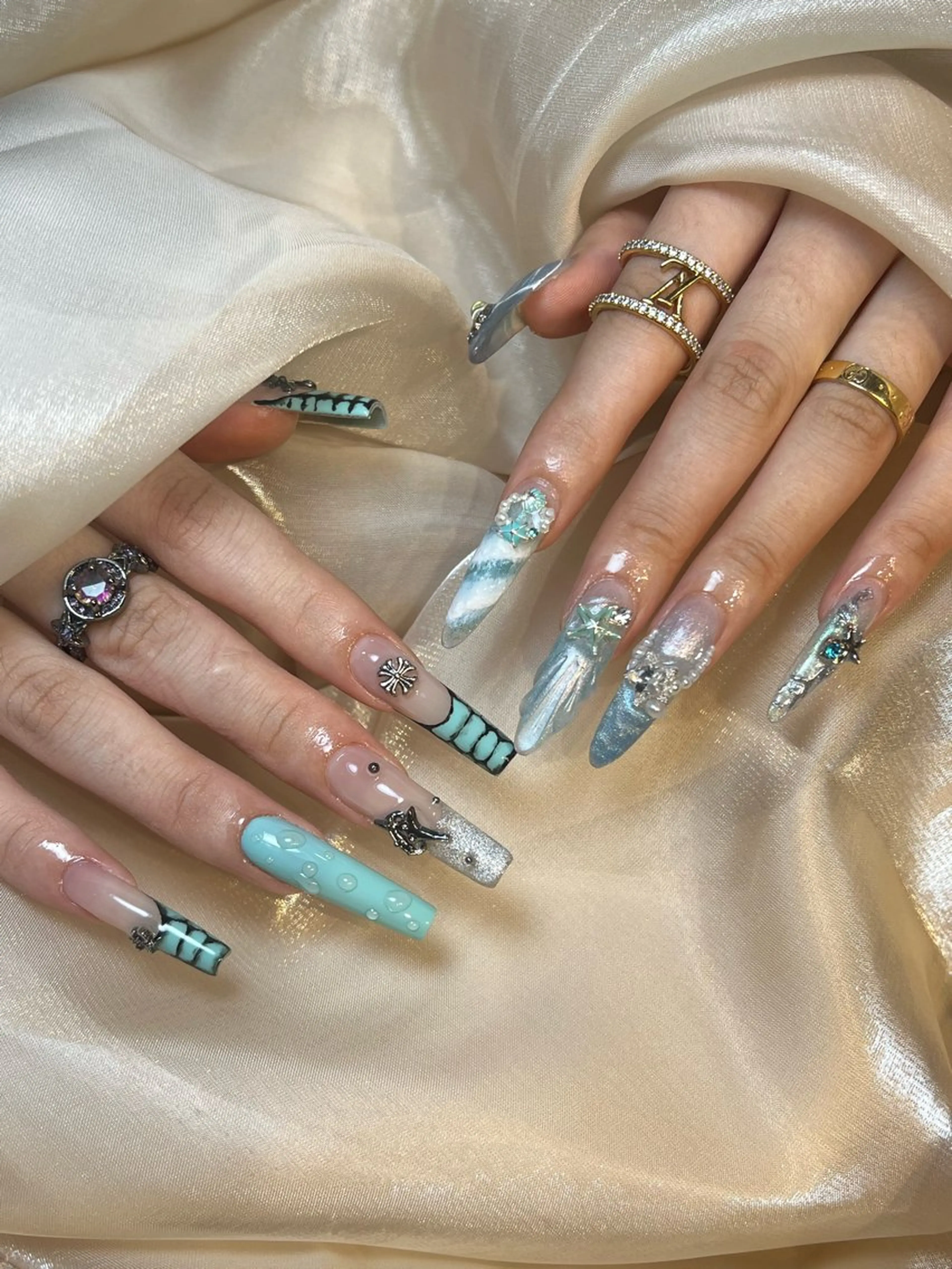 10本チップ長さだし💝持ち込みデザイン(500 種類パーツ付け放題)の写真