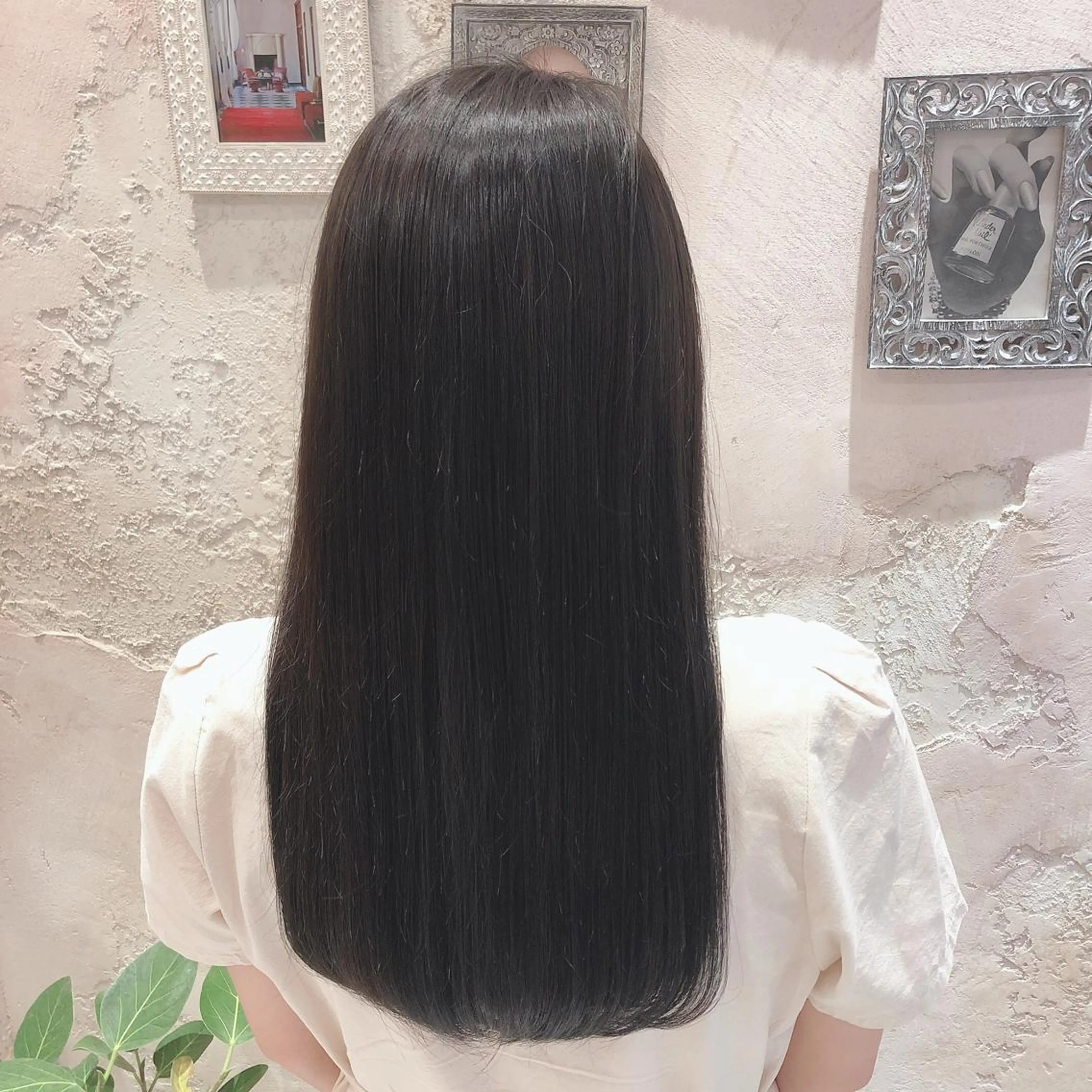 セミロング カット ヘアカラー トリートメント 代表山口ひな 髪質改善のプロのヘアスタイル