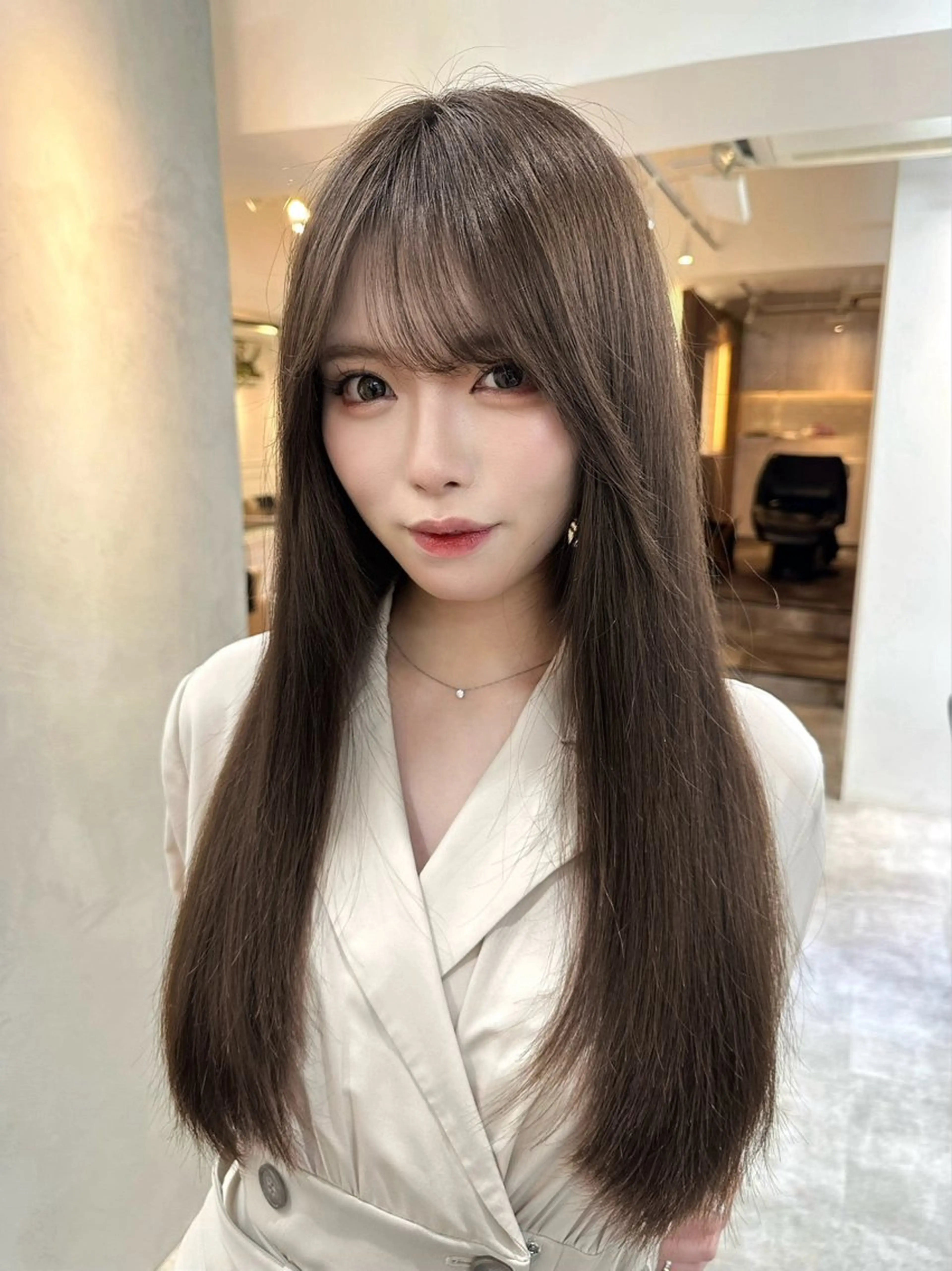 ロング カラー カット ヘアカラー トリートメント レイヤー 顔周り グレージュ/添田晃基のヘアスタイル