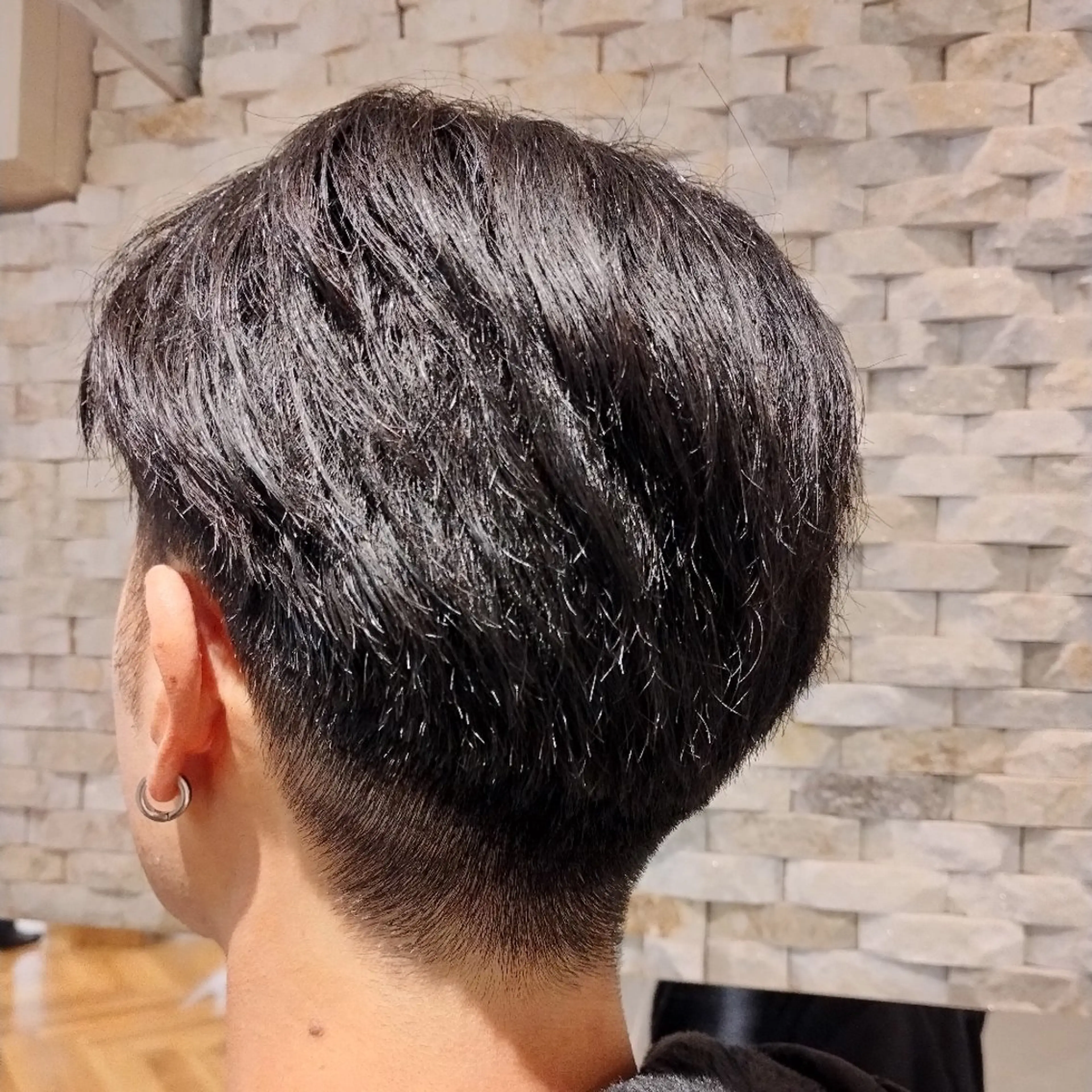 ミディアム 大澤 透のヘアスタイル