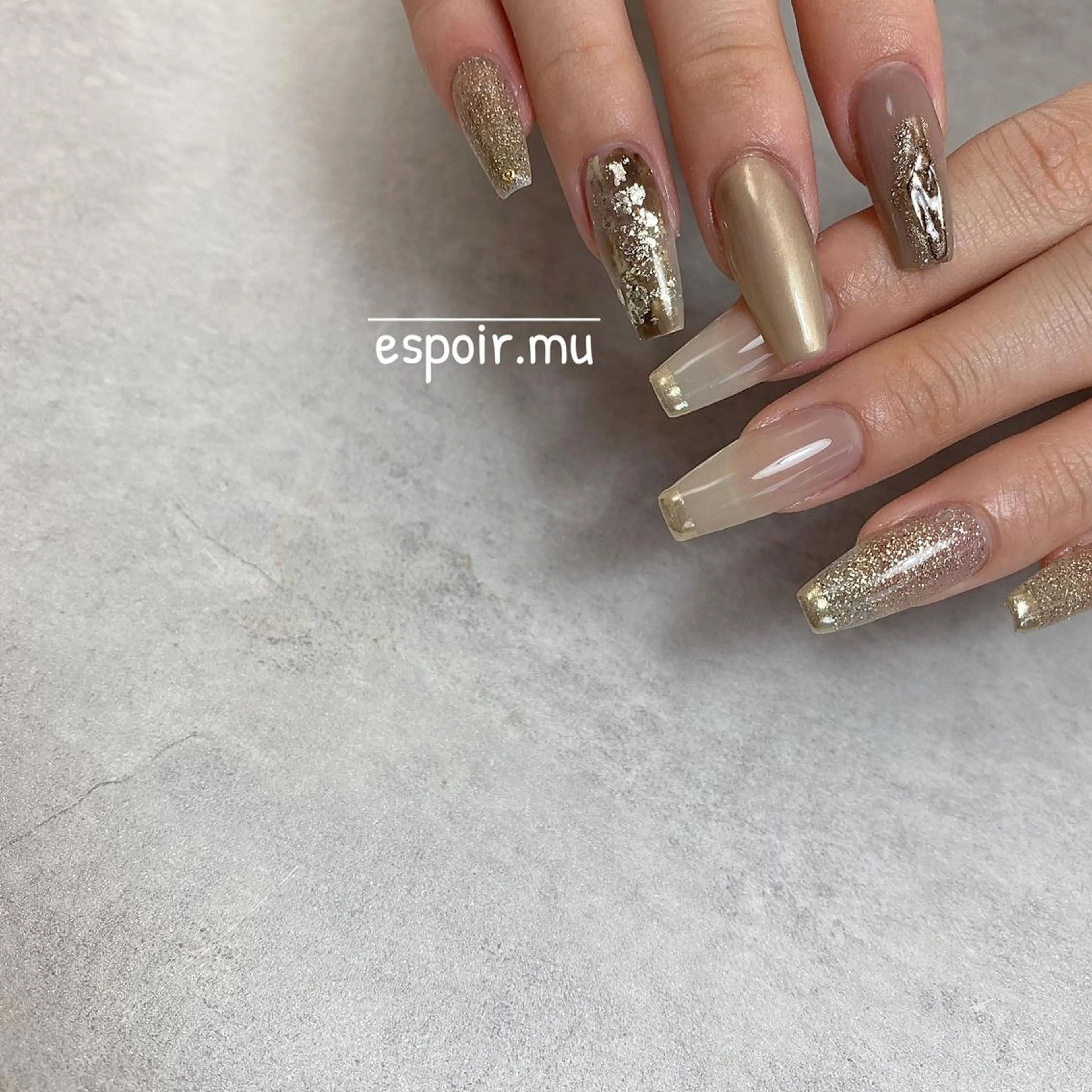 ロング ネイル espoir. muのネイルデザイン