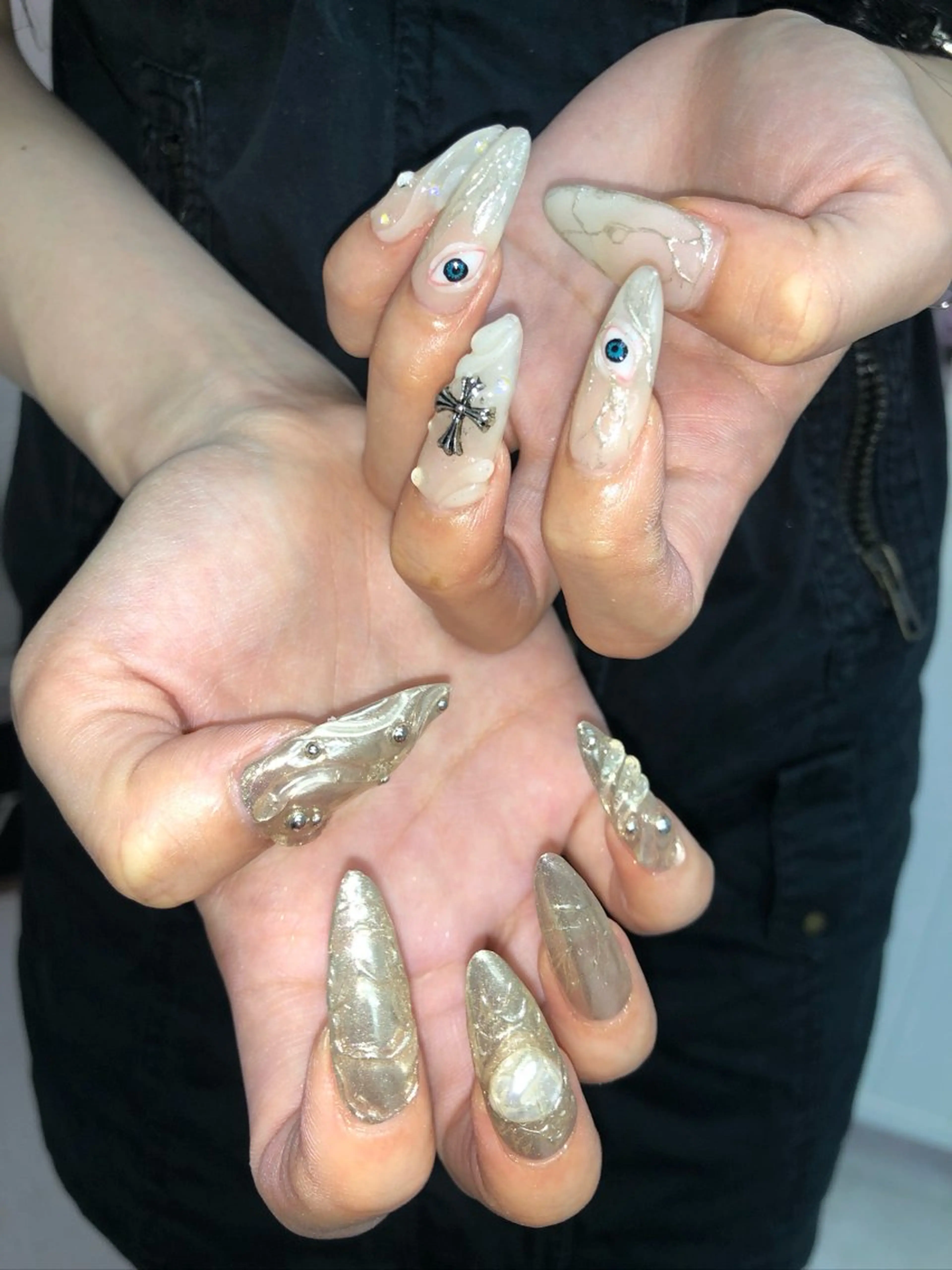 ネイル ハンドネイル MARUCHU SAE👽のネイルデザイン