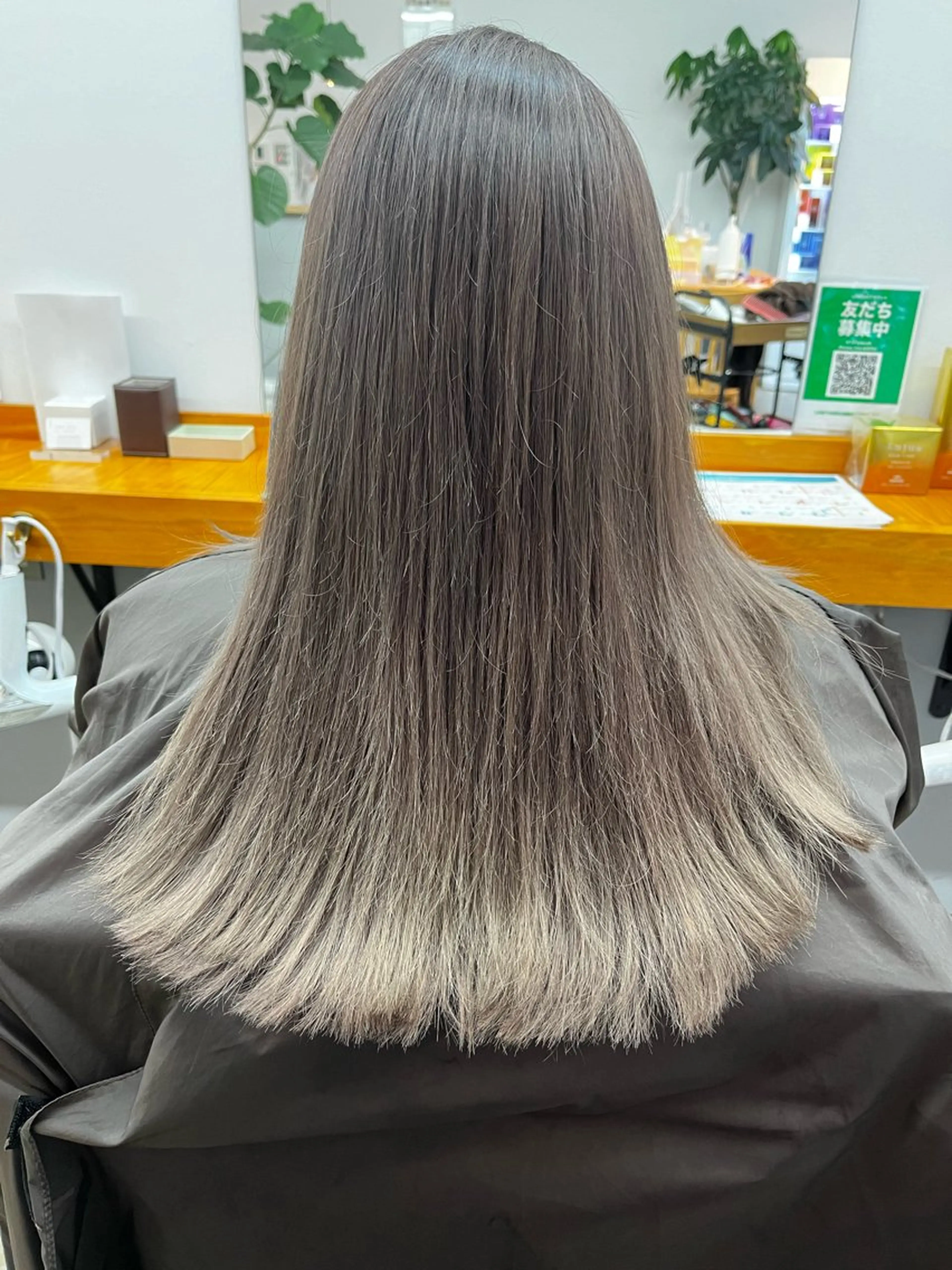 ロング レイヤーカット ROSSO Hair＆SPA  香椎宮前店所属・SHIINA 香椎宮前店のヘアスタイル