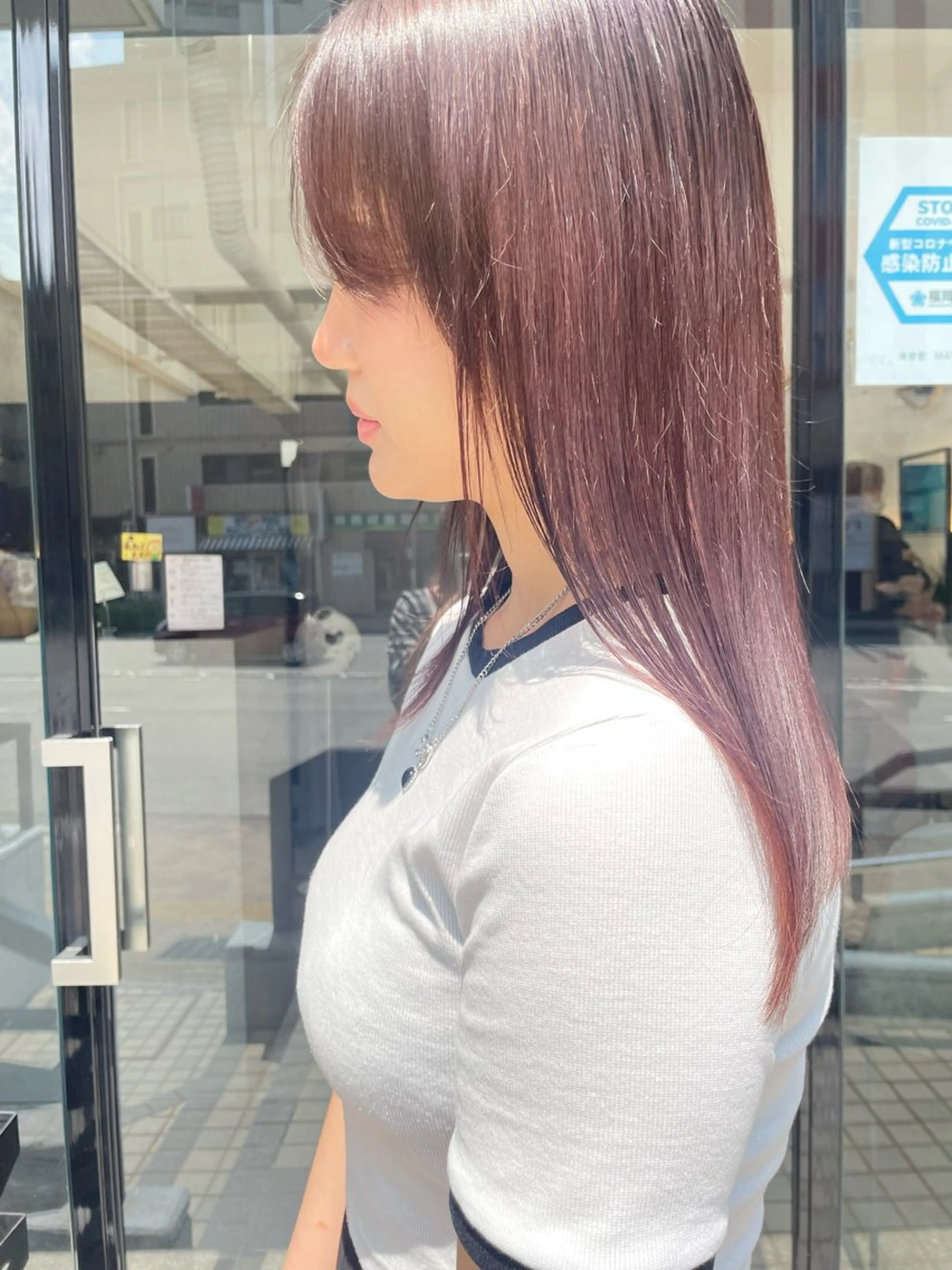 セミロング カラー ヘアアレンジ 髪質改善 ヘアカラー トリートメント mika｜寒色カラー ｜ブリーチカラーのヘアスタイル