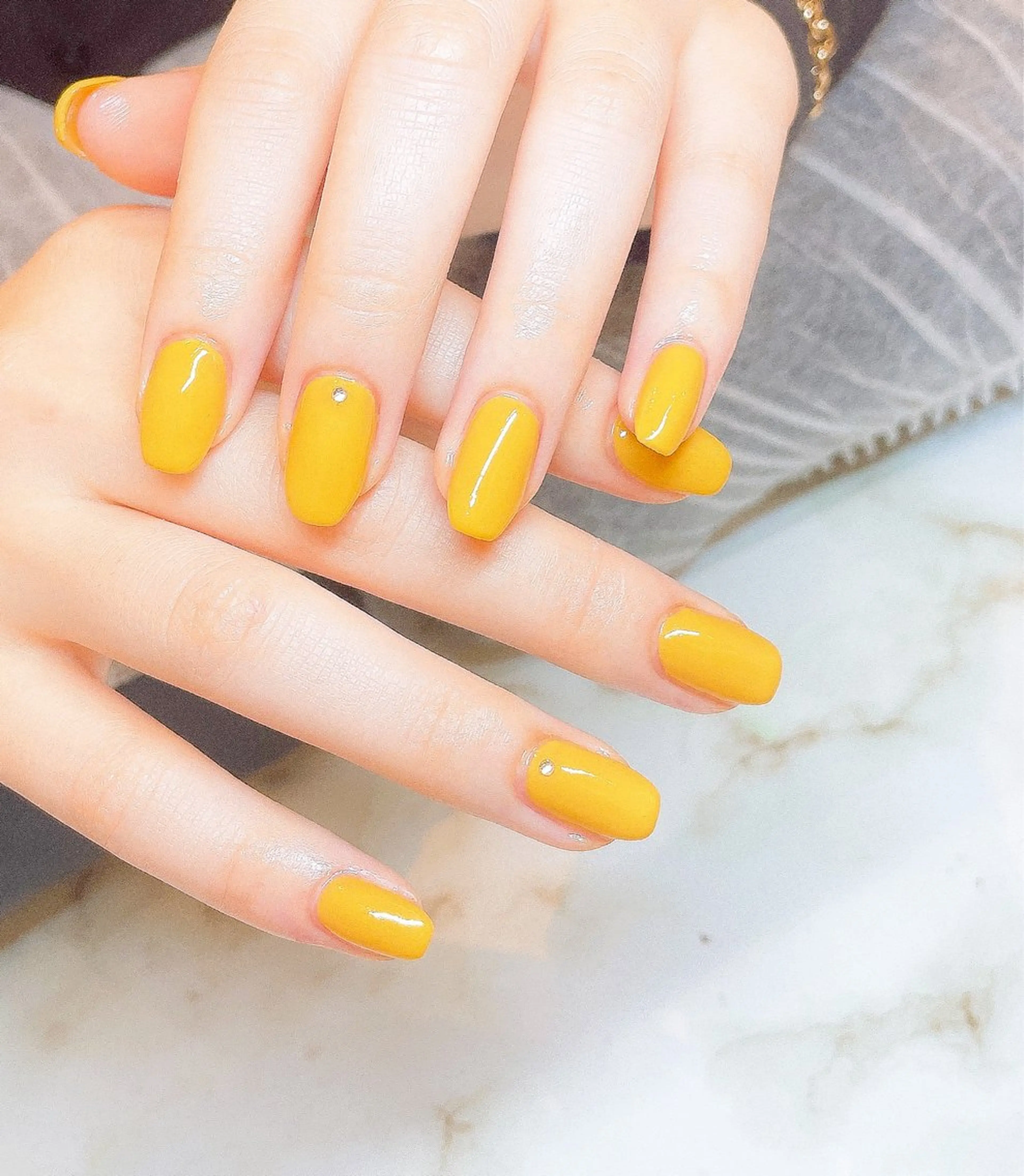 セミロング ハンドネイル beauty salon100＋所属・100＋ Yuuのネイルデザイン