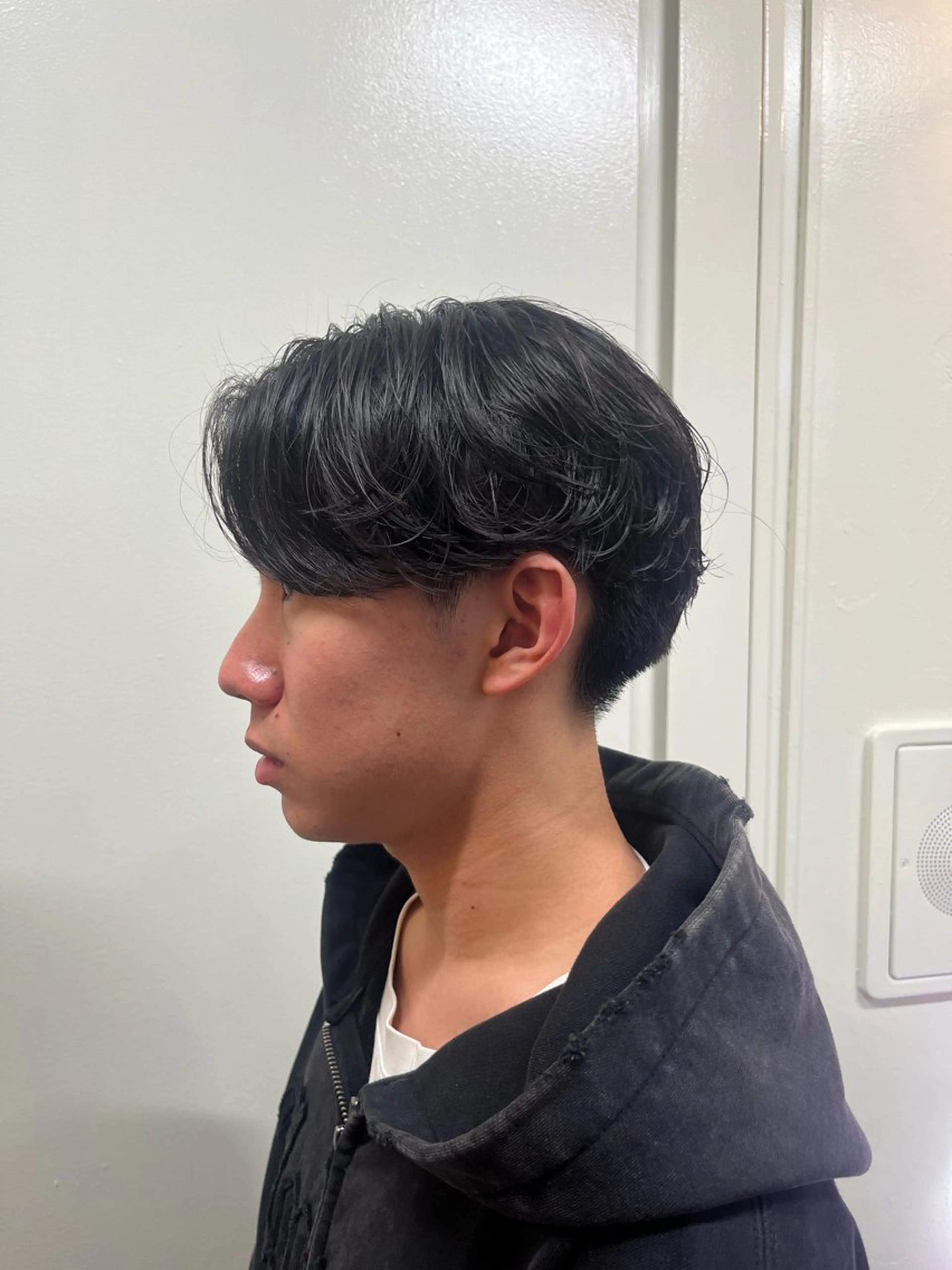 ショート パーマ メンズ ニュアンスパーマ カット パーマ カルマ・ニュアンス パーマ　須田龍世のヘアスタイル