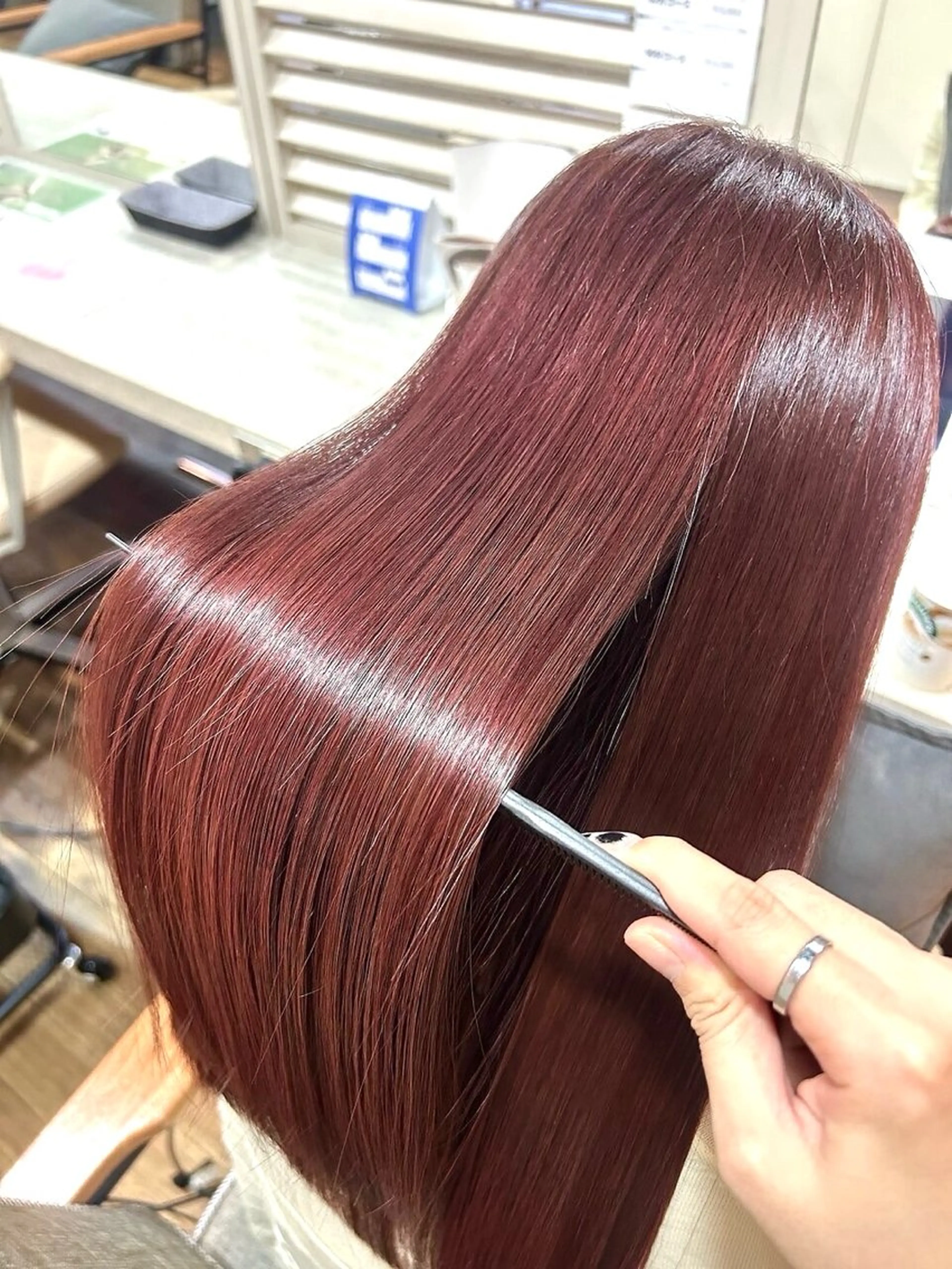 ロング カラー パーマ ブリーチ 髪質改善 ロング トリートメント 酸性ストレート ヘアカラー 縮毛矯正 髪質改善　jewel box~私のトリートメント~東梅田店所属・💎髪質改善専門 jewel boxのヘアスタイル