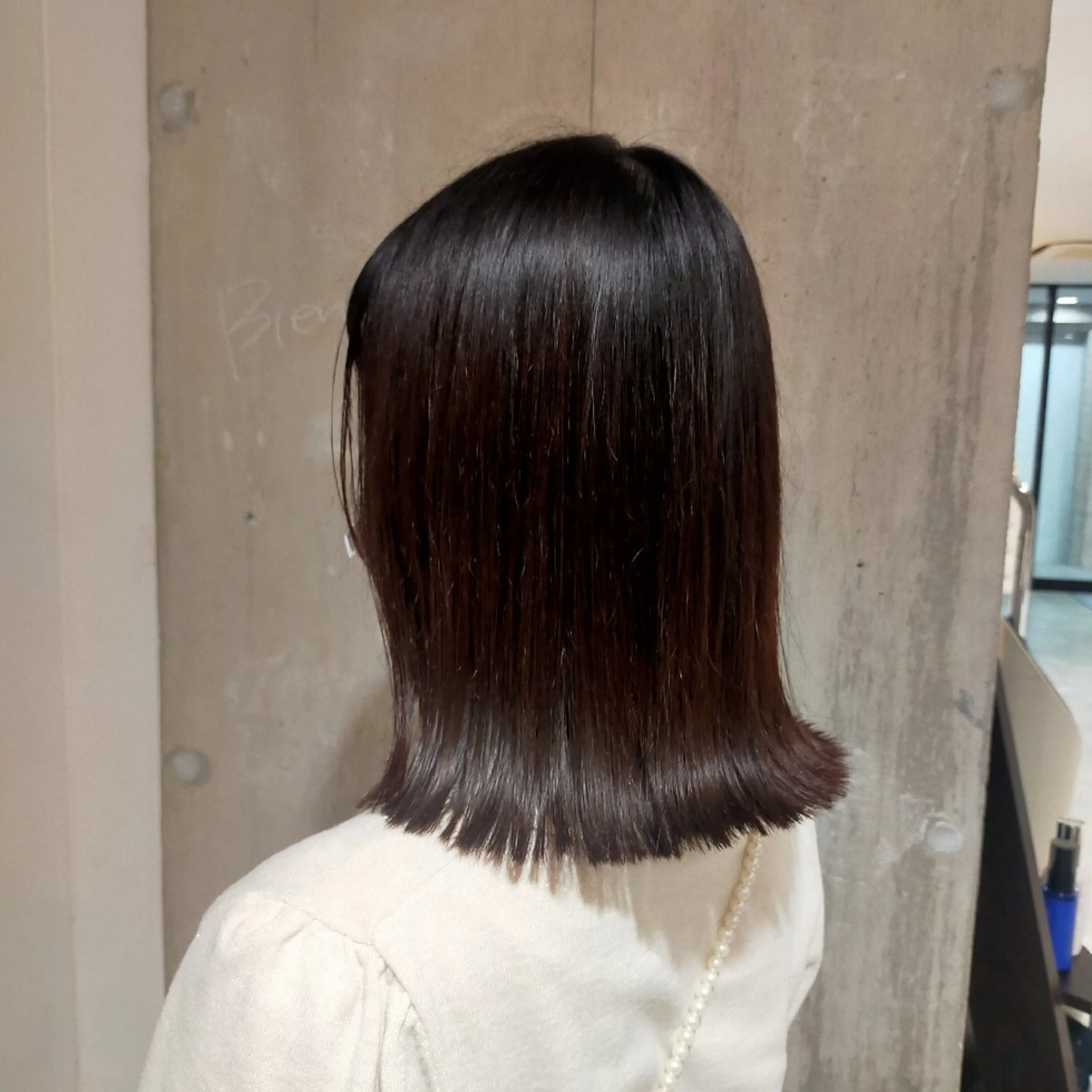 ミディアム 外ハネヘア 和佐 ももえのヘアスタイル