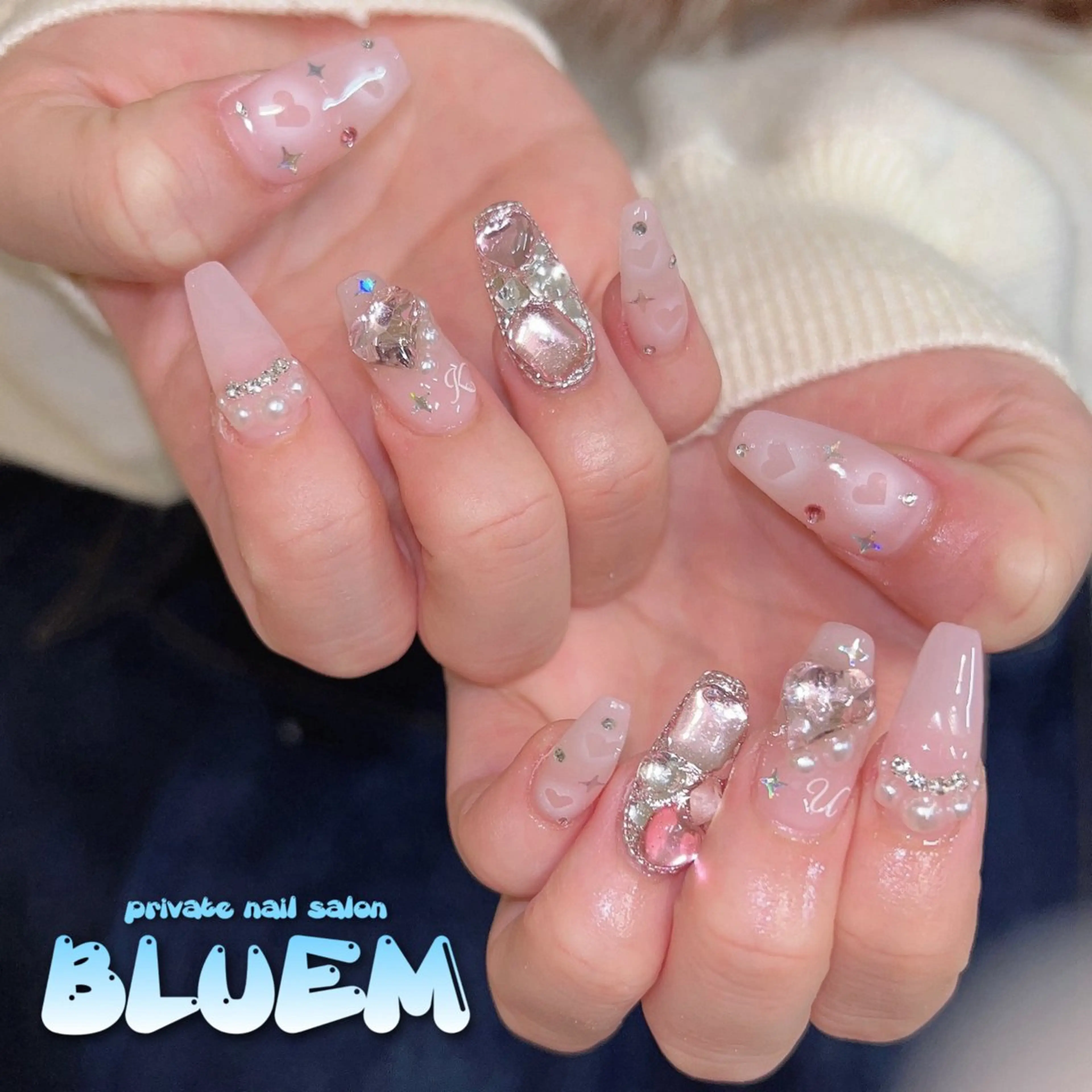 ネイル ハンドネイル BLUEM なな🐶のネイルデザイン