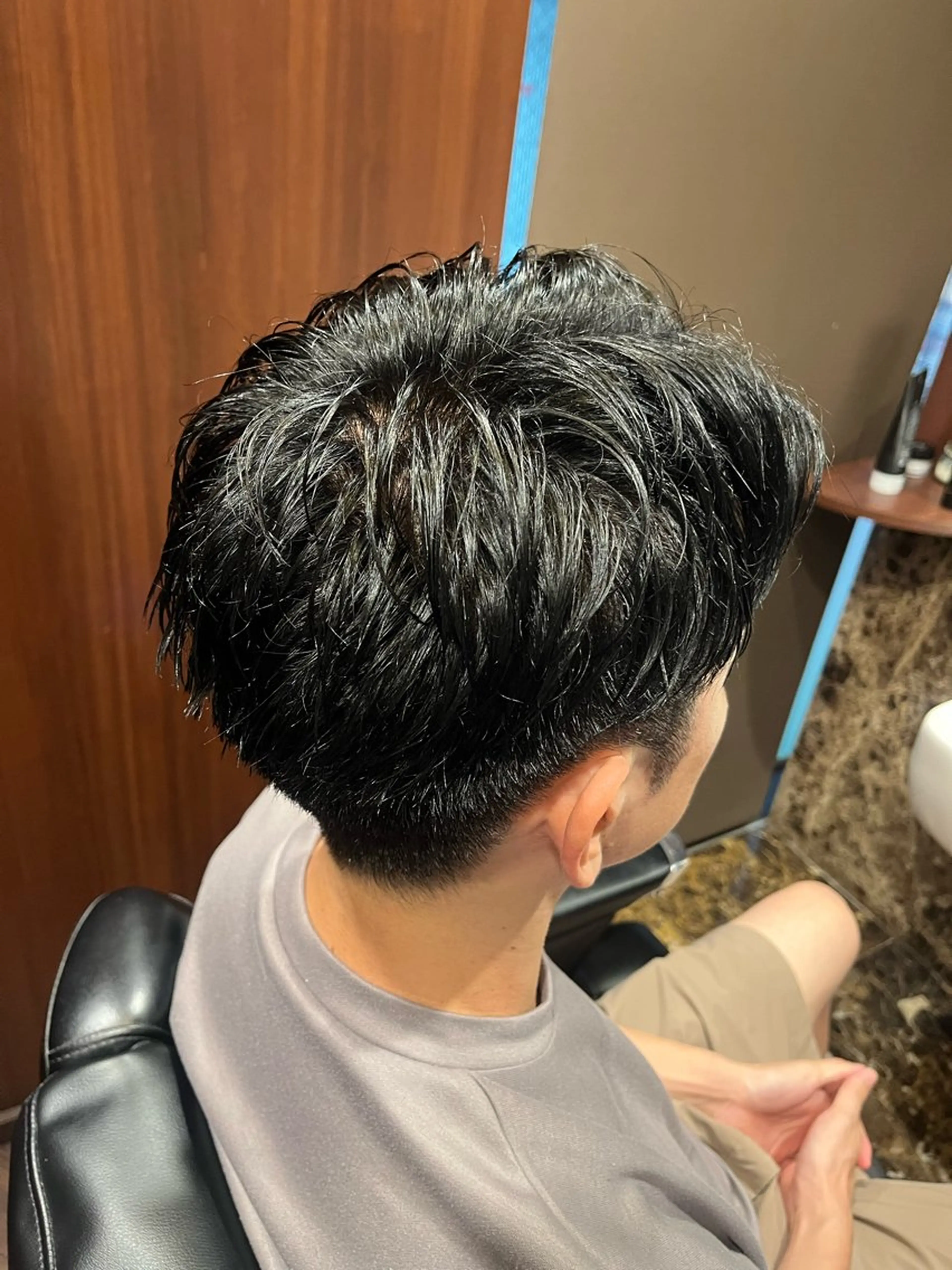 ショート カラー ヒロ銀座ヘアーサロン六本木店所属・宮崎 陽樹のヘアスタイル
