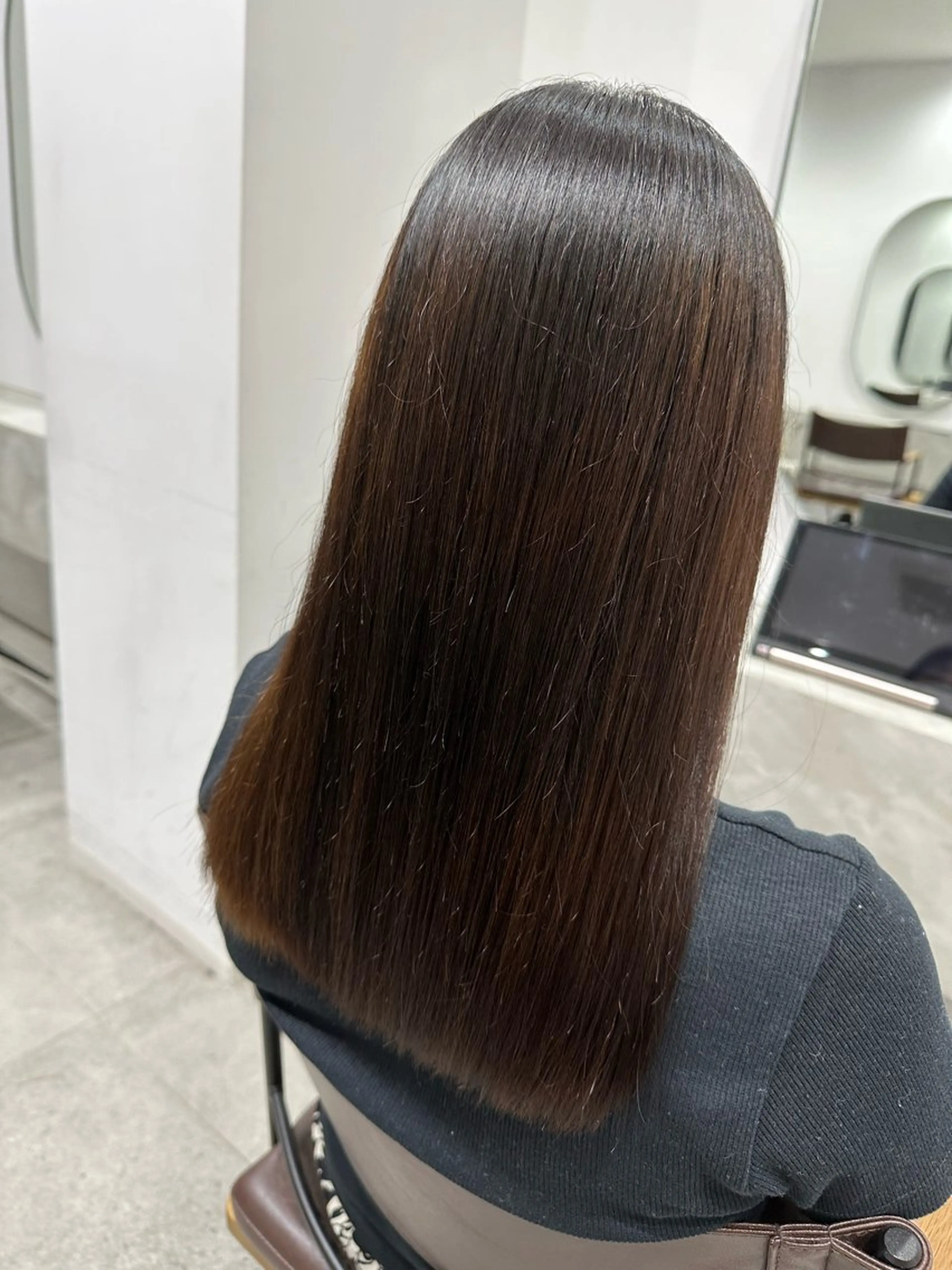 セミロング カット トリートメント clan所属・志賀 海音のヘアスタイル