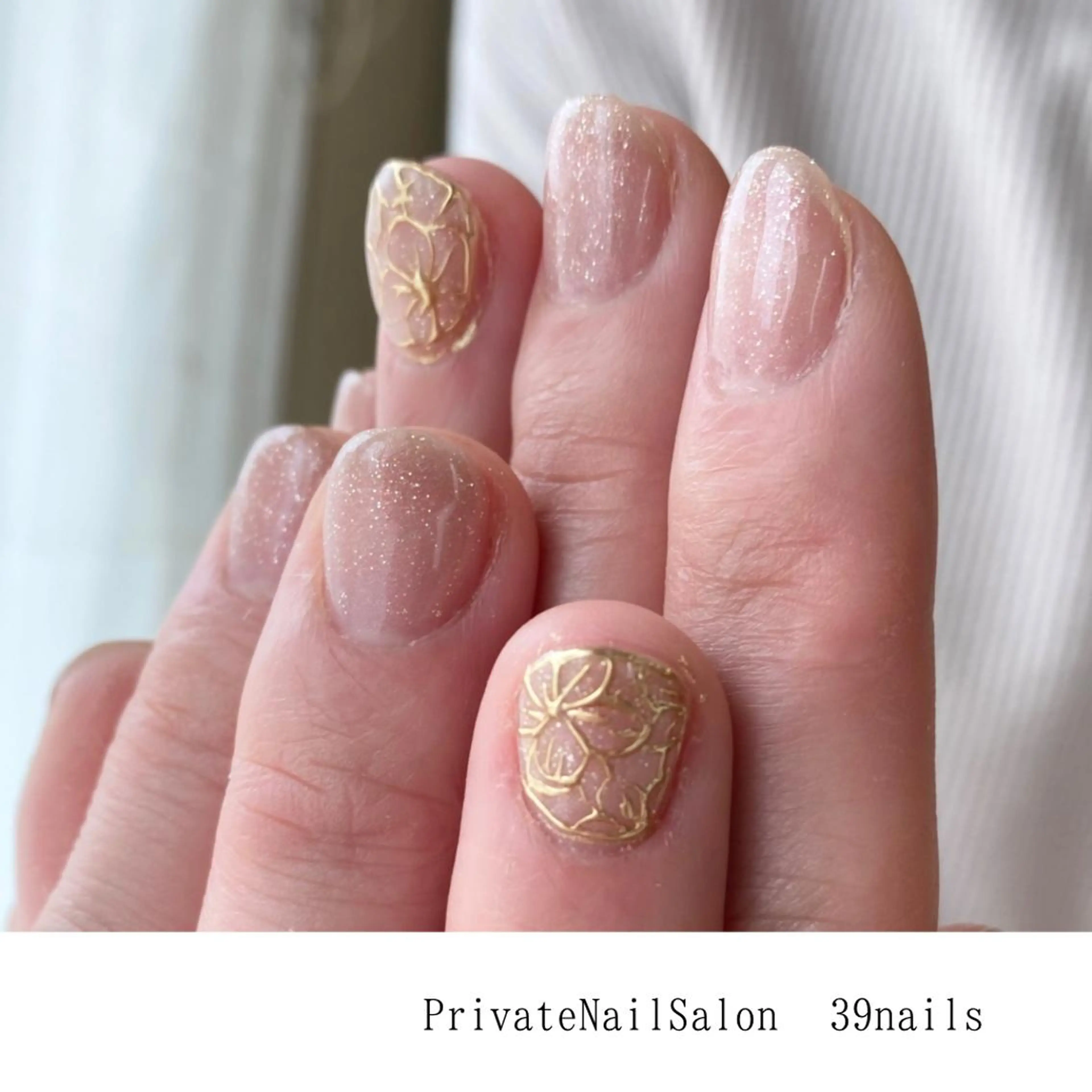 ネイル グラデーション オフィスネイル シンプルネイル 39-nails EharaMikuのネイルデザイン