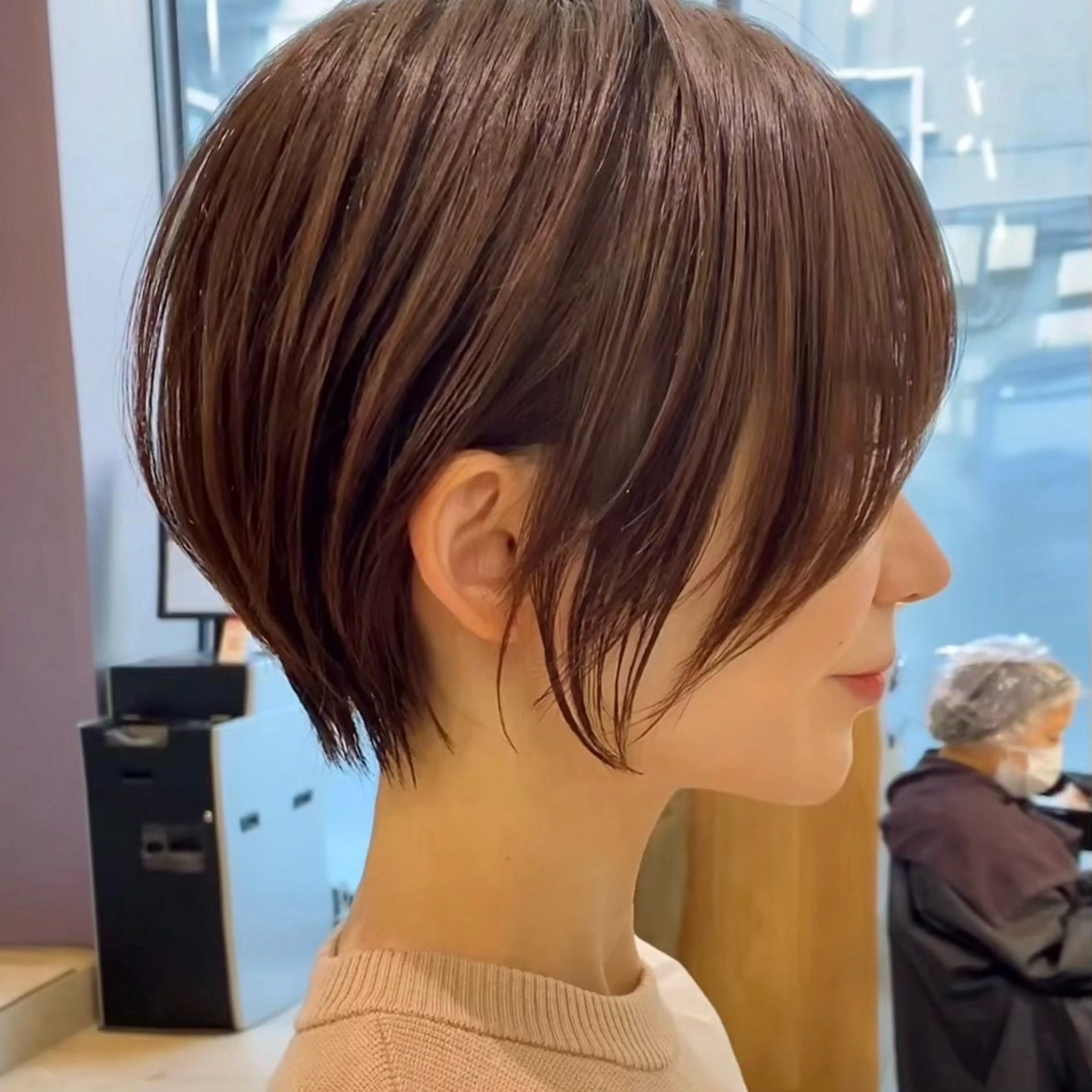 ショート カラー カット ⭐️似合わせボブ 縮毛矯正⭐️かえでのヘアスタイル