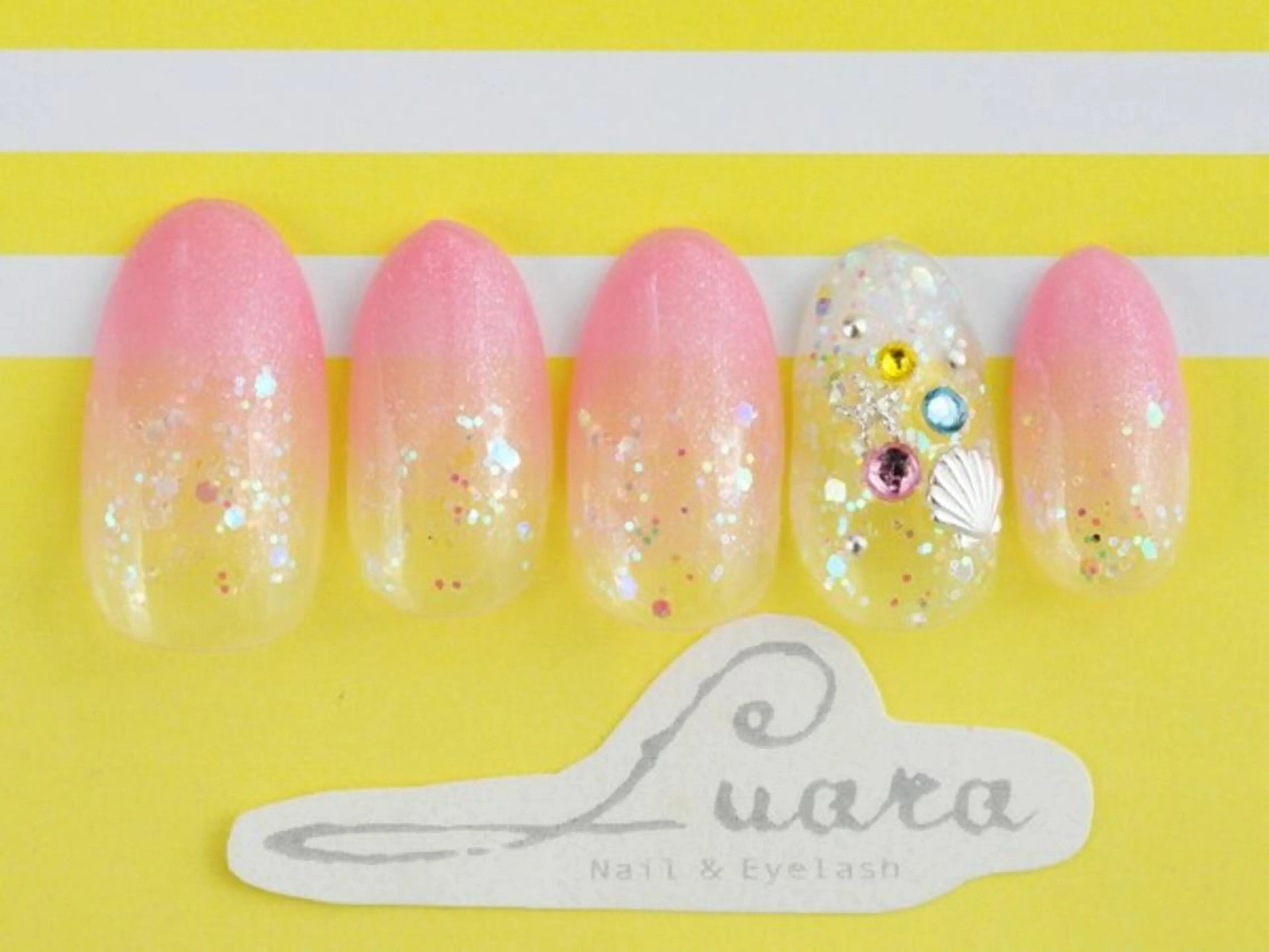 ネイル Luara ルアラのネイルデザイン