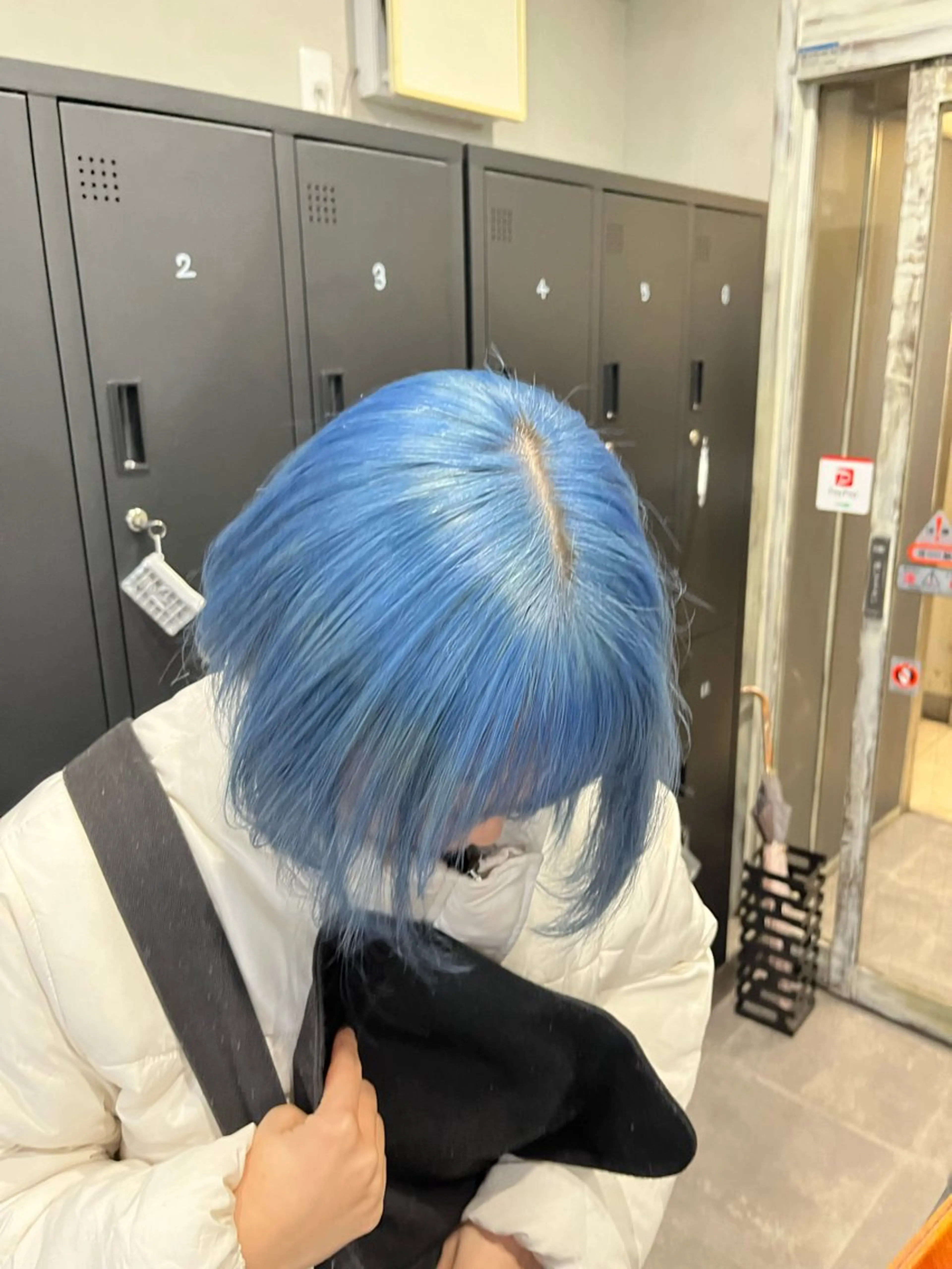 ミディアム カラー パーマ ヘアアレンジ メンズ キッズ メンズブリーチ メンズハイライト メンズハイトーン メンズインナーカラー ブリーチ 江坂カラー特化美容師 希弥【のぞみ】のヘアスタイル