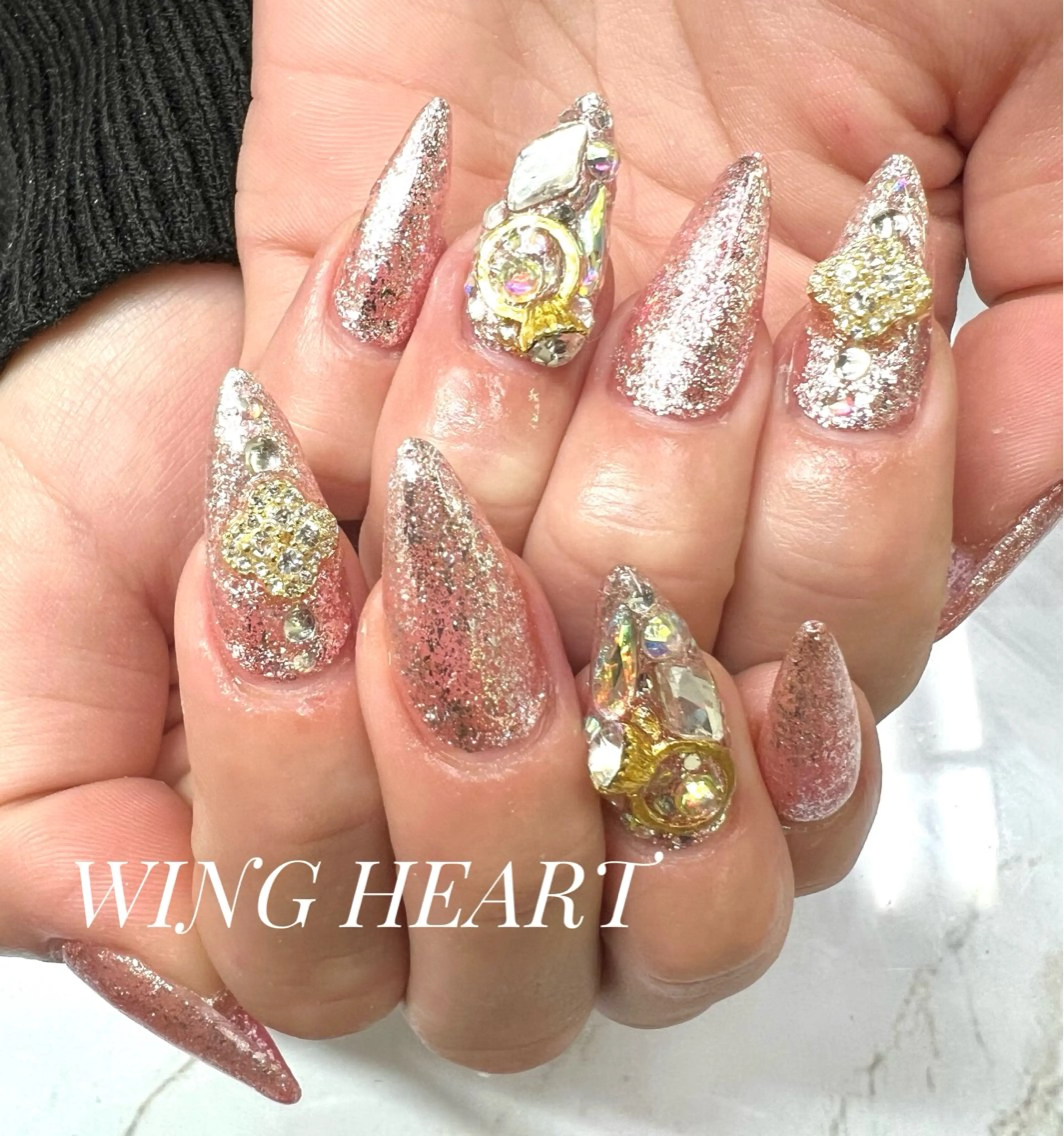 ネイル I. AYUMIのネイルデザイン