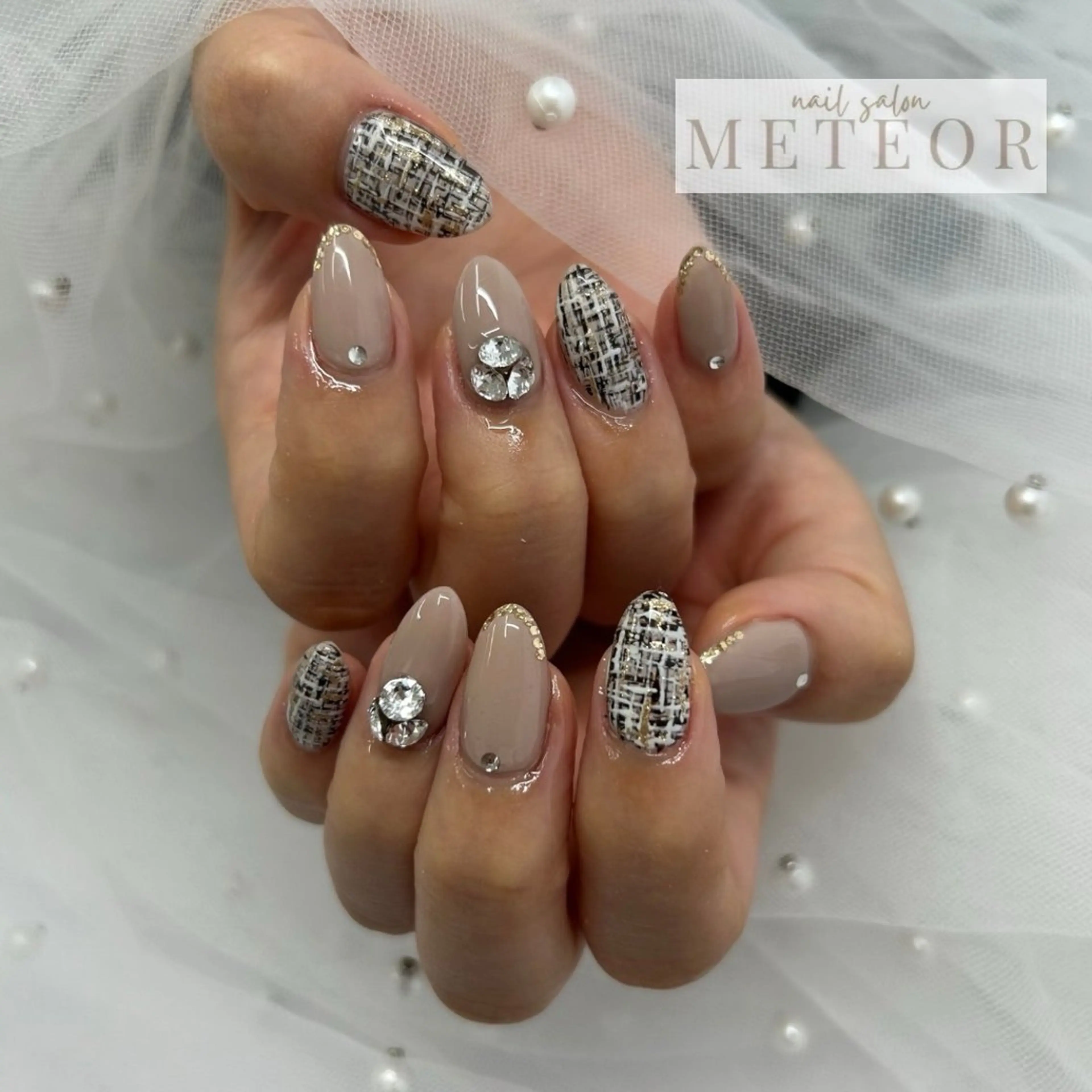 ネイル キラキラネイル ツイードネイル ワンホンネイル 冬ネイル ハンドネイル nailsalon meteor所属・meteor staffのその他イメージ