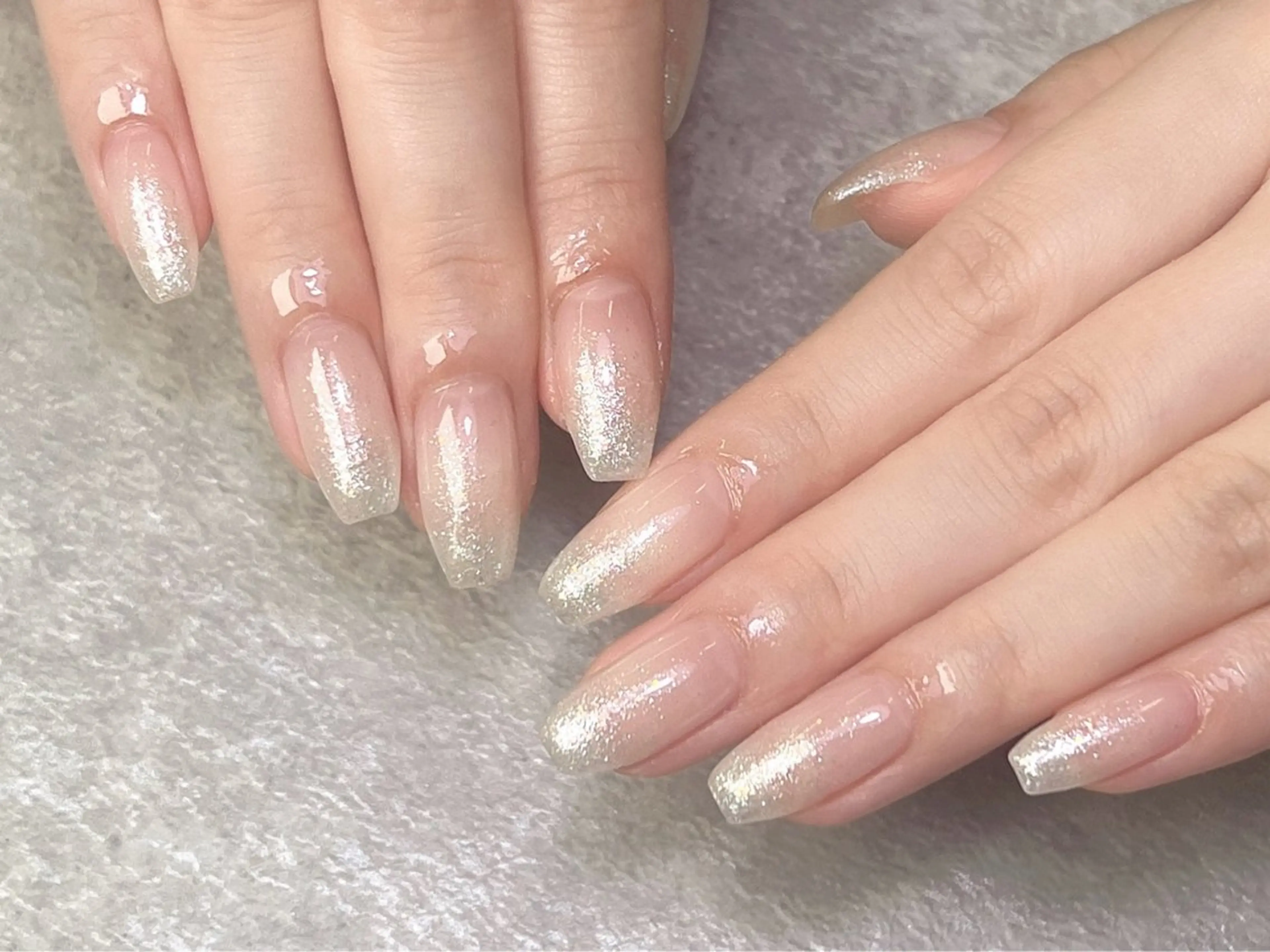 ❣️ 10/23限定口コミ割❣️【オフあり】HANDグラデーションネイル𓂃꙳⋆の写真