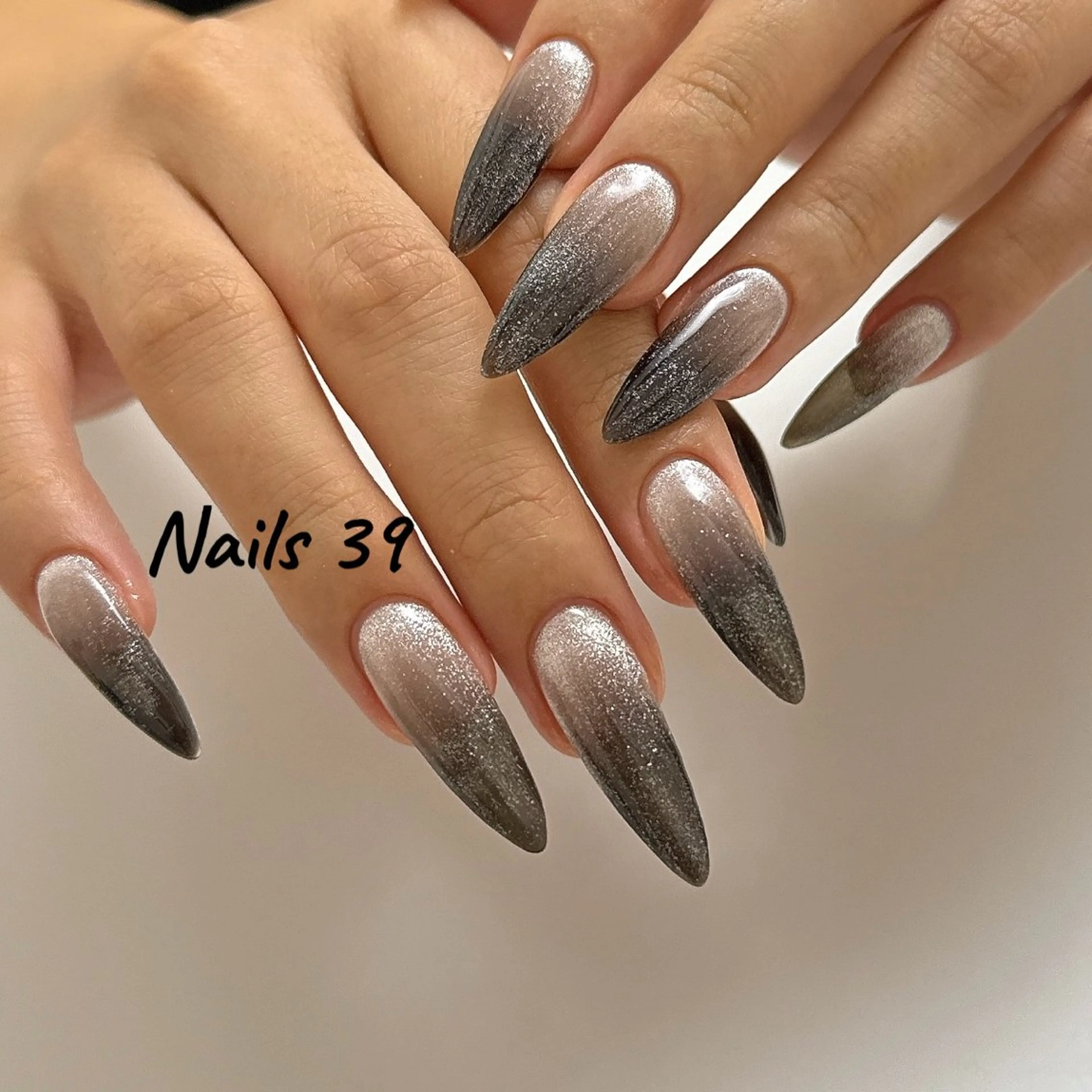 ネイル Nails 39のネイルデザイン