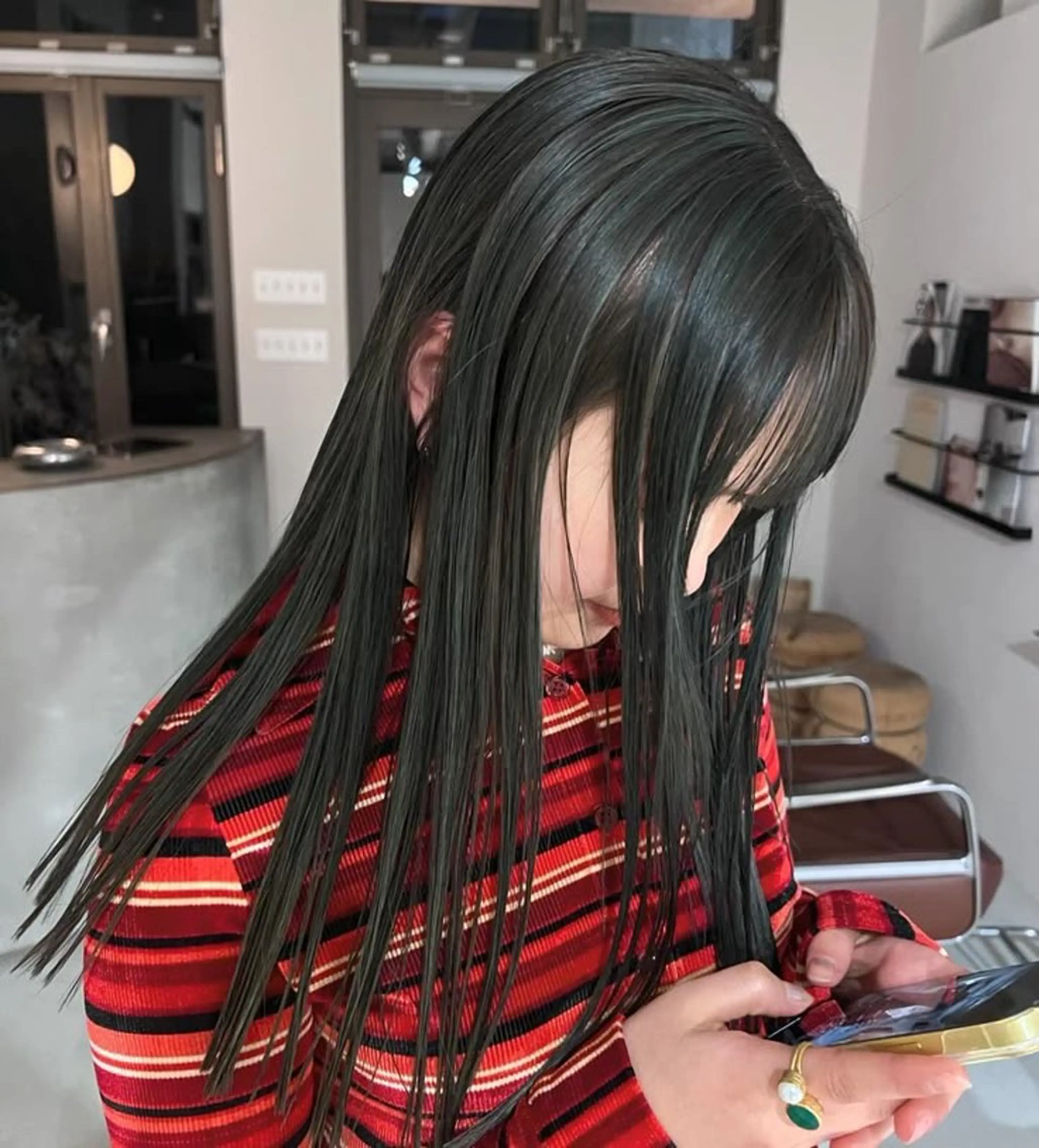 お得なセットメニュー💟【髪質改善🪄︎︎】酸性ストレート🐩🪽＋透明感カラー🥣＋クイックトリートメント🎼🎼の写真