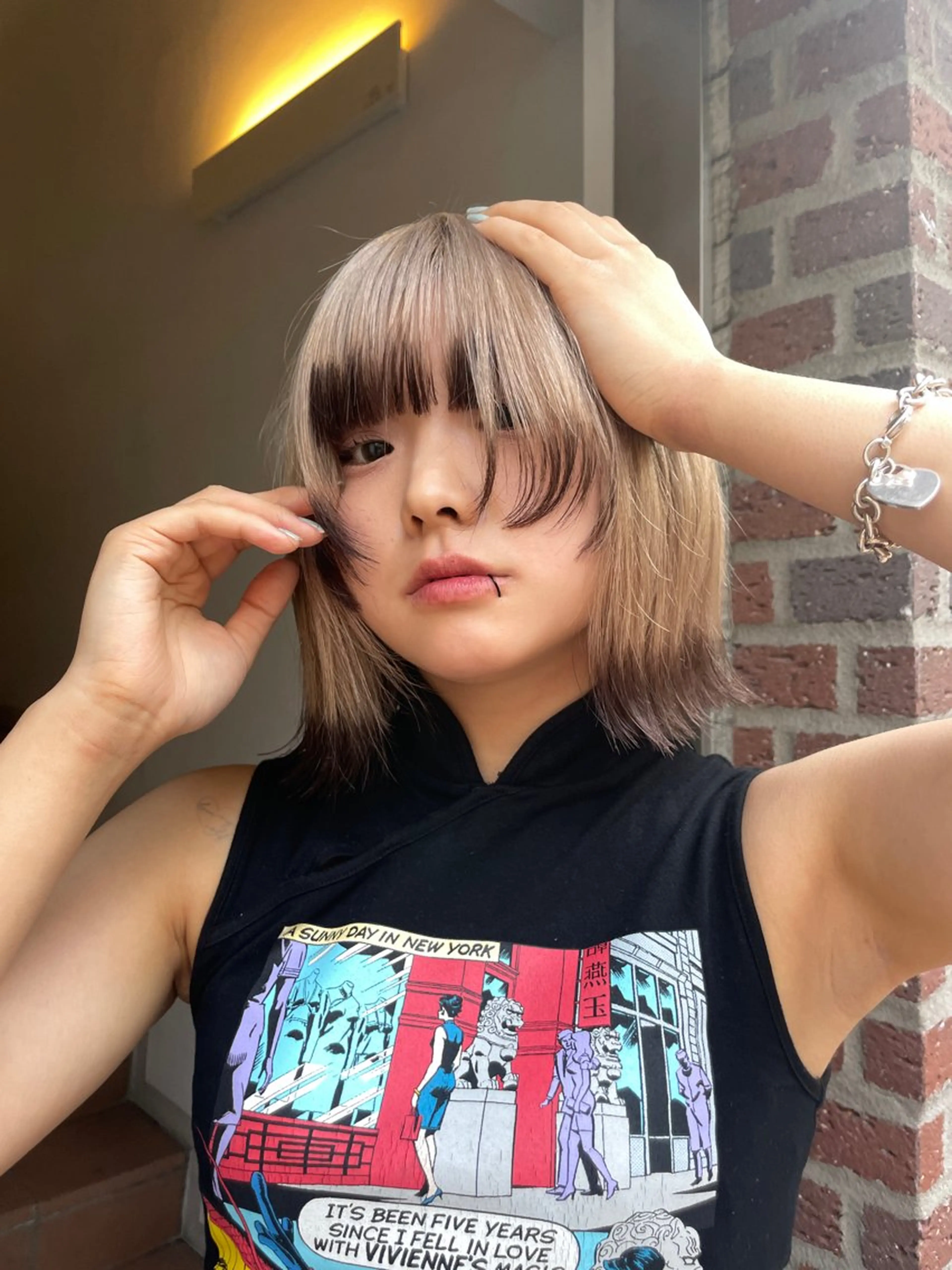 ミディアム カラー ベージュカラー デザインカラー ホワイトベージュ soigné所属・カットモデル募集 /RIO🩰のヘアスタイル