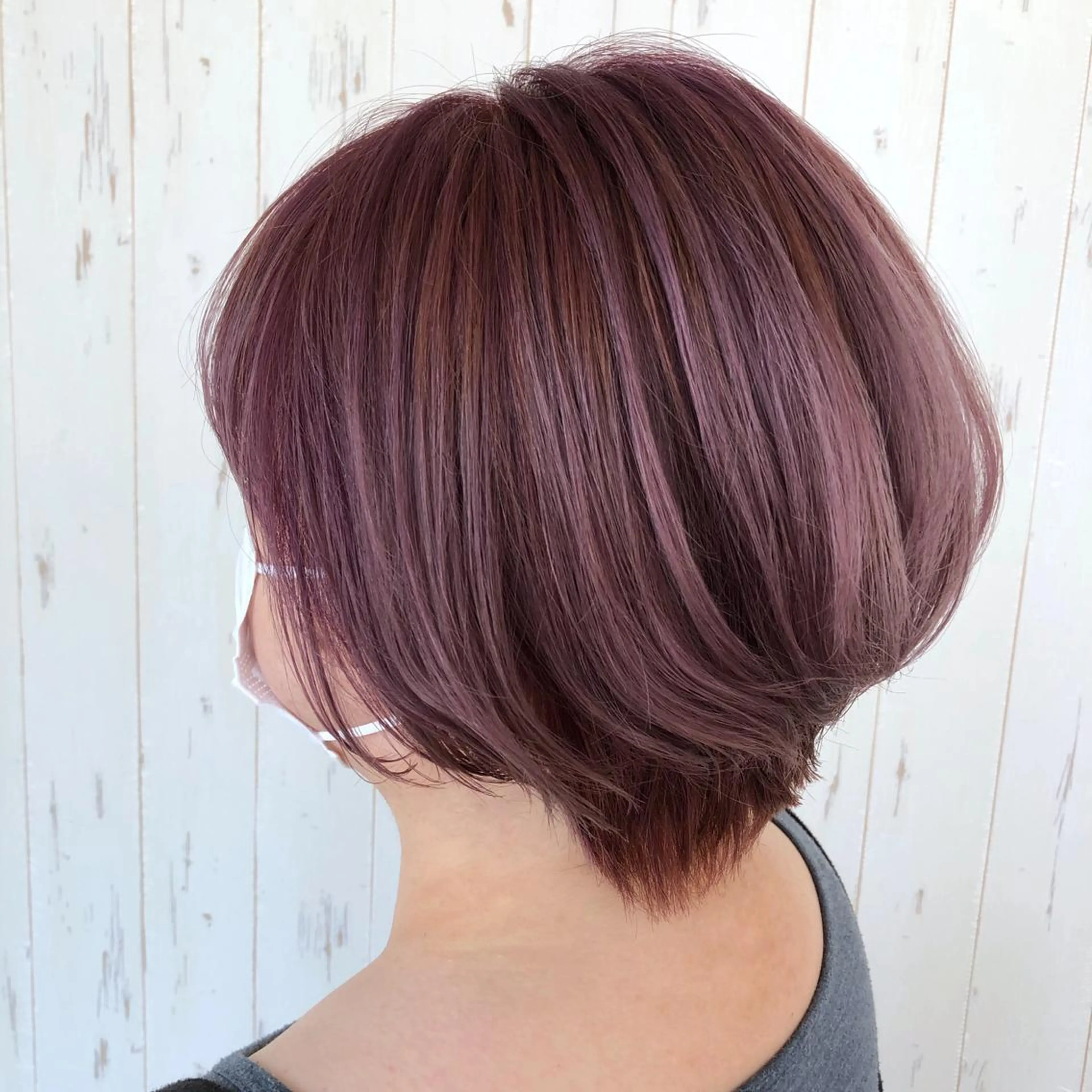 ショート カラー ブリーチ イルミナカラー ラベンダーカラー ボブ/透明感カラー 永田真穂のヘアスタイル