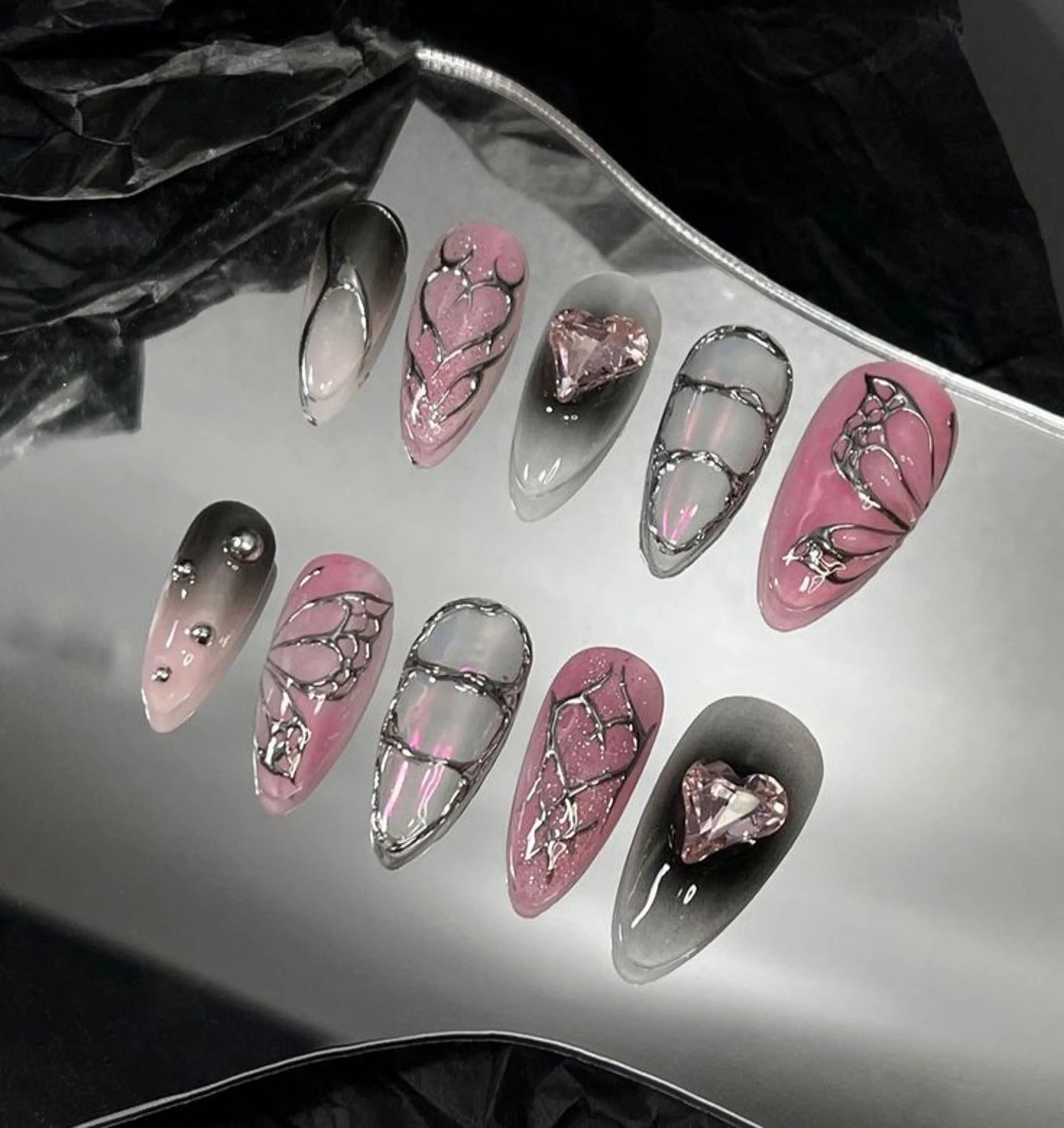 ネイル 韓国ネイル 持ち込み ニュアンスネイル ネイルチップ ハンドネイル Rose Ana.Chuoのネイルデザイン