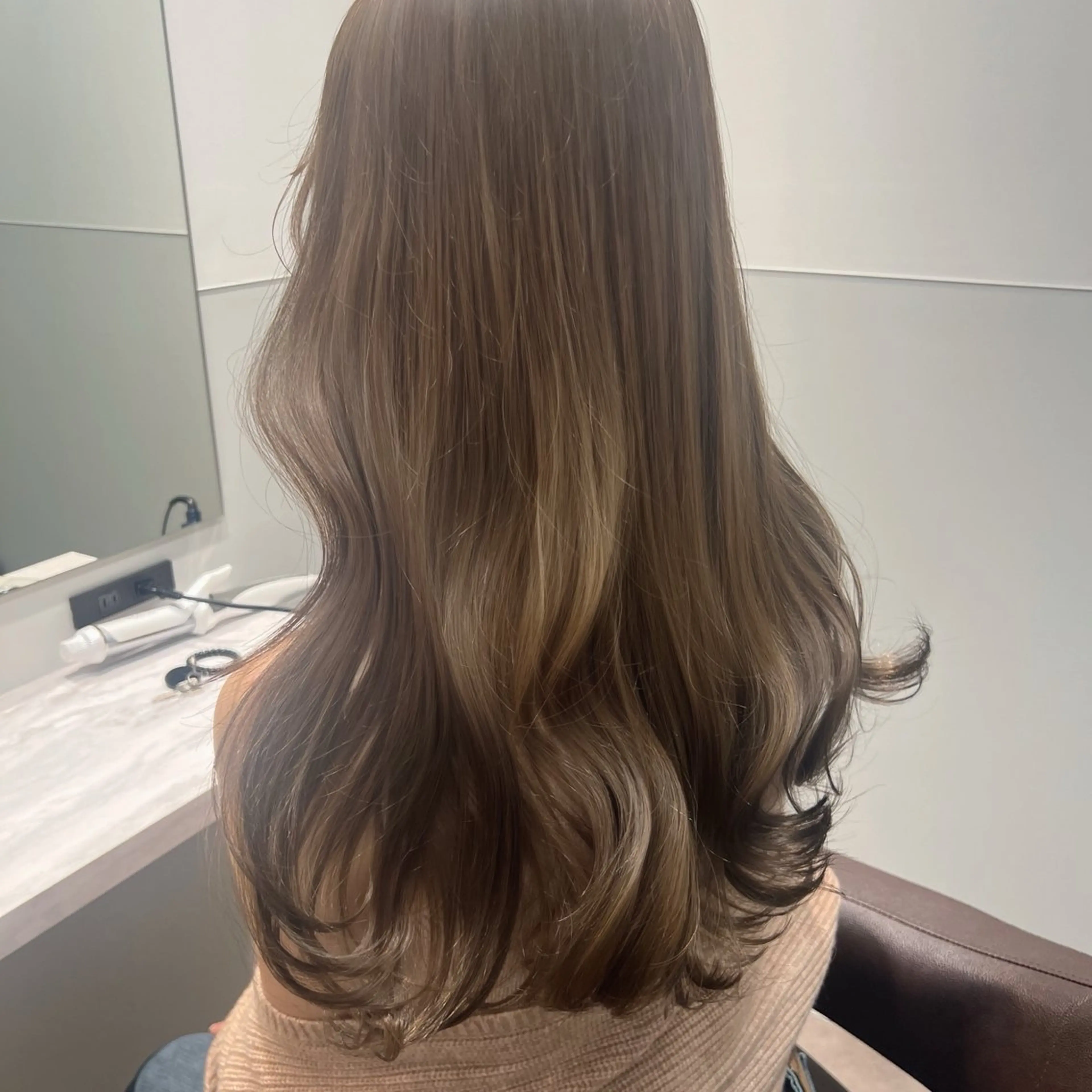 ロング ハイライト 韓国風ヘア 韓国モテhair🍑 momoのヘアスタイル