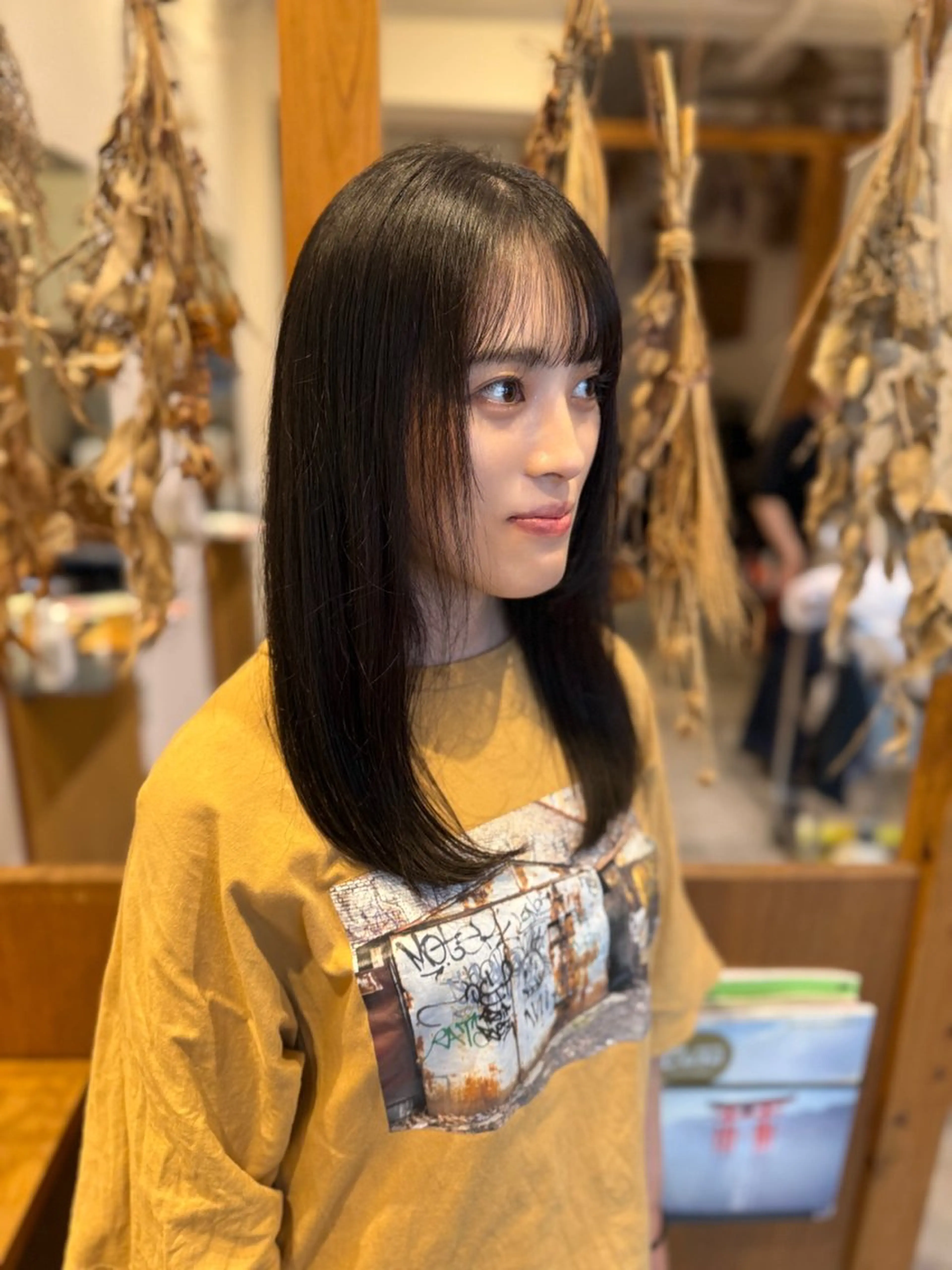 セミロング パーマ カット 縮毛矯正 🤍江坂 ハヤシアヤナ🤍のヘアスタイル