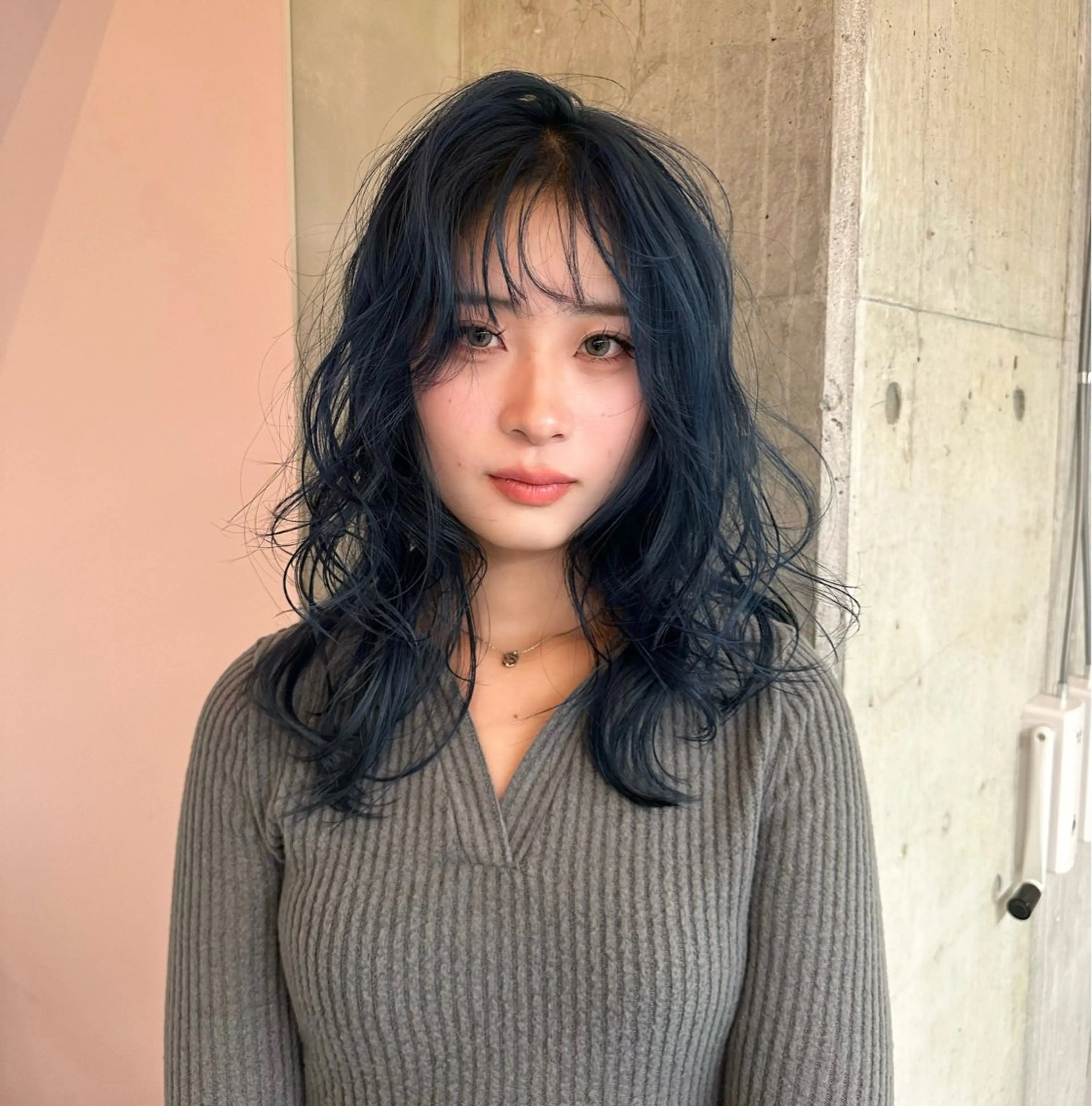 ロング ピンクラベンダー トリートメント SOL.所属・ハイトーンカラー/デ ザインカラー中川竜斗のヘアスタイル