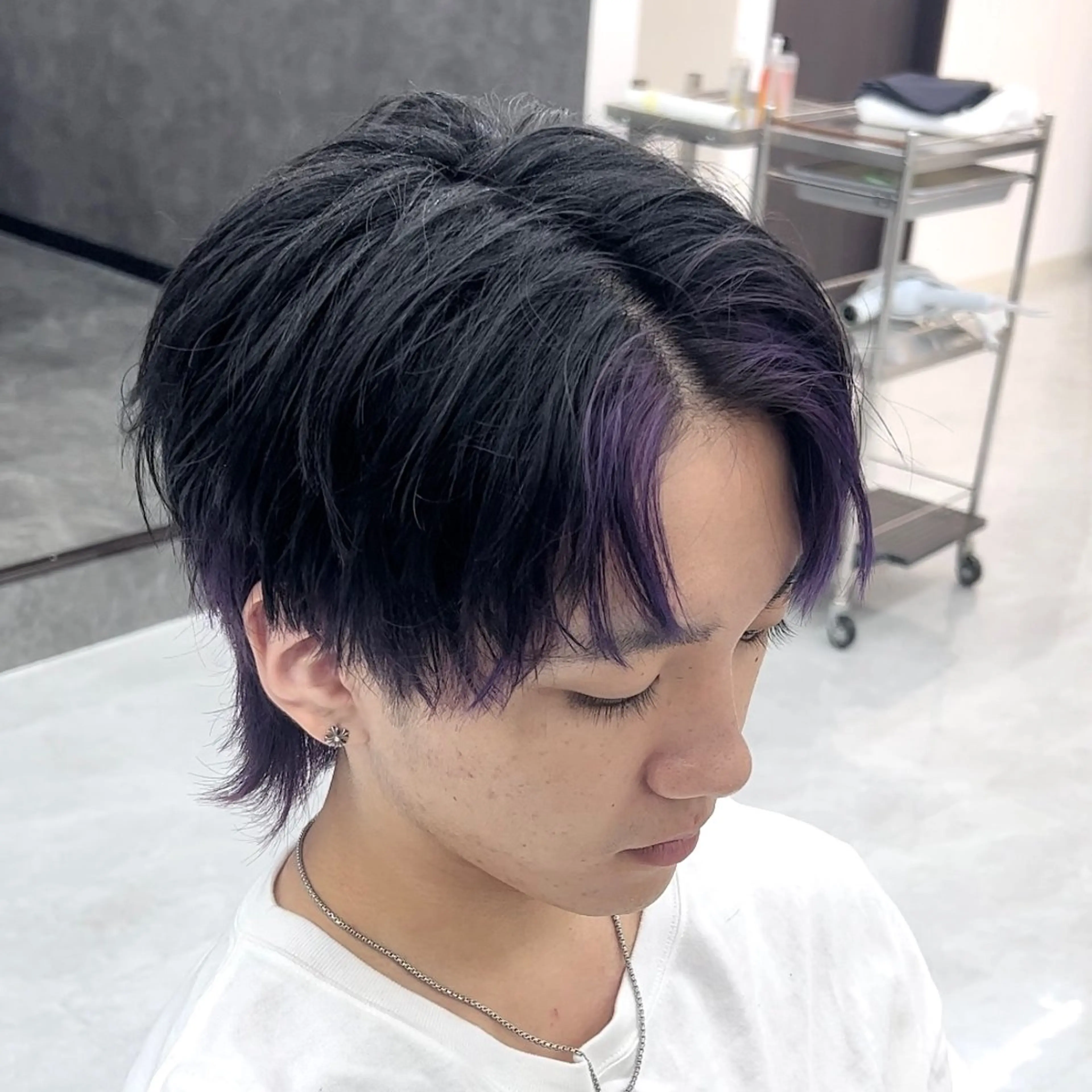 ショート カラー ヘアアレンジ メンズ メンズインナーカラー メンズウルフカット インナーカラー ウルフカット ヘアカラー トリートメント 飛田 楓信のヘアスタイル