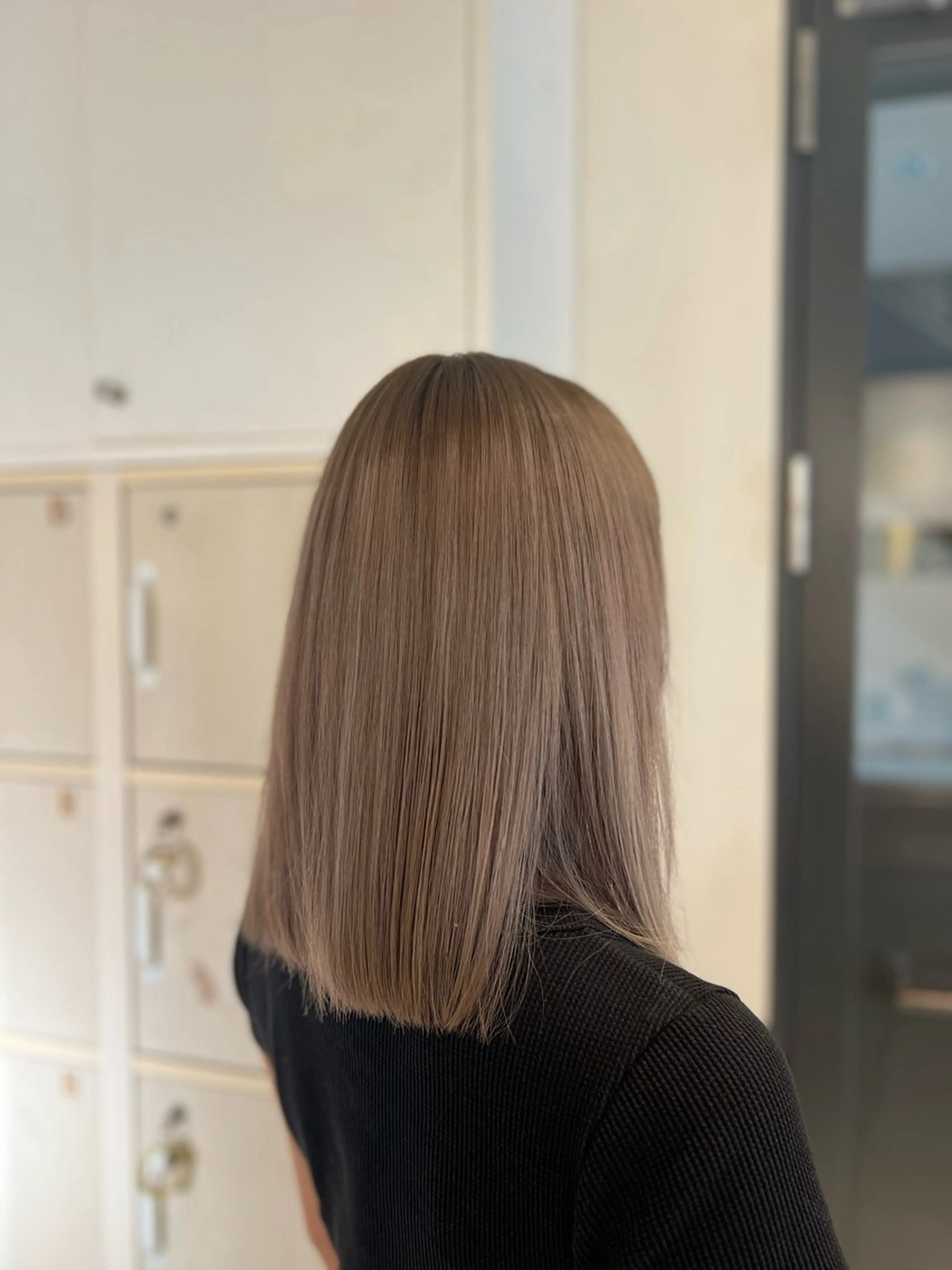 カラー ブリーチ グレージュ ミルクティーグレージュ ヘアカラー fizelle福島店所属・小嗣 篤輝のヘアスタイル