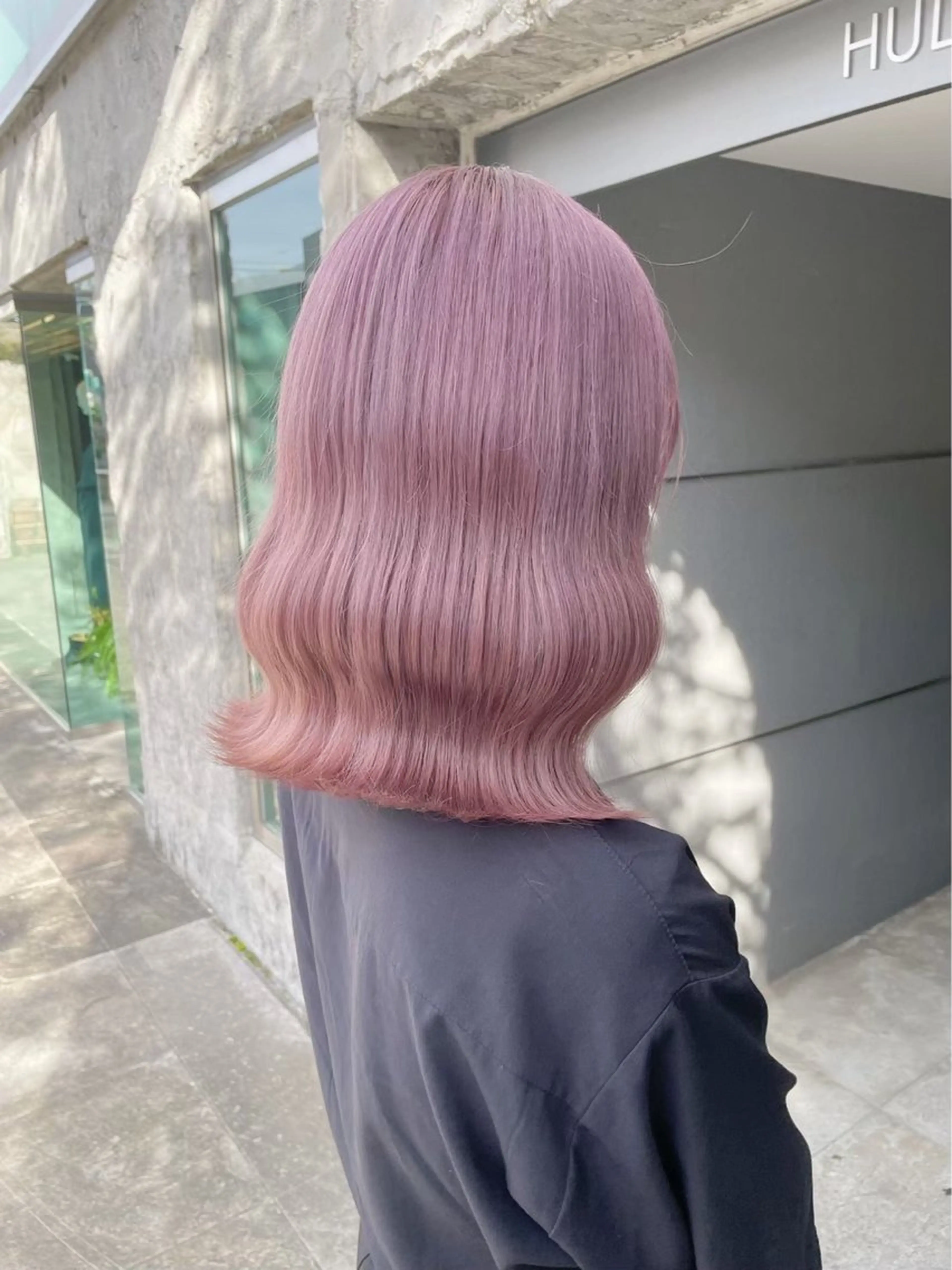 セミロング カラー ヘアアレンジ ブリーチ ハイトーンカラー ラベンダーカラー ピンクカラー ピンクラベンダー ヘアカラー トリートメント 🌟🍒ハイトーン 韓国ヘア/ユウミのヘアスタイル