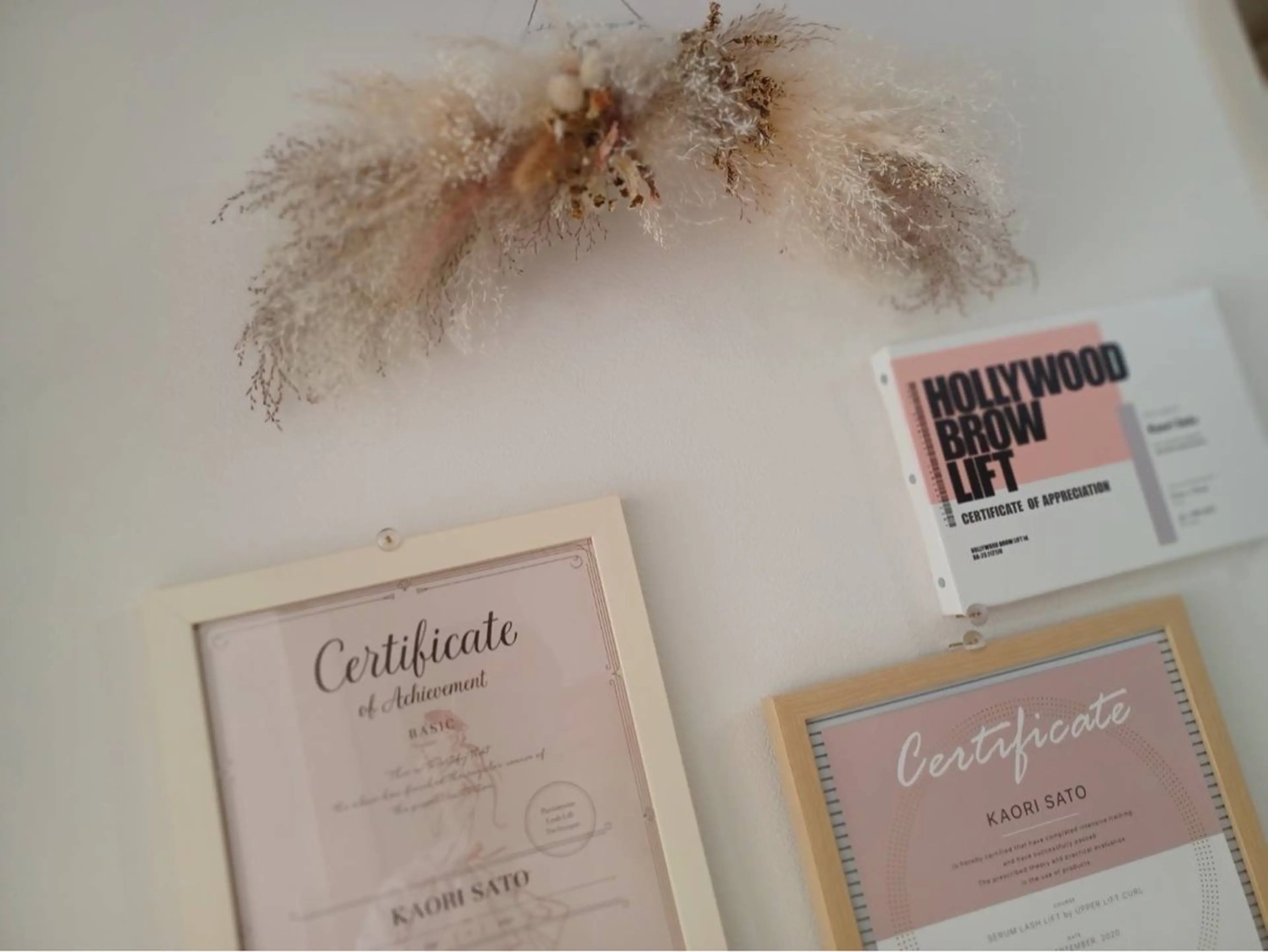 Le'a PRIVATE SALON所属・佐藤 かおりのマツエク・マツパデザイン