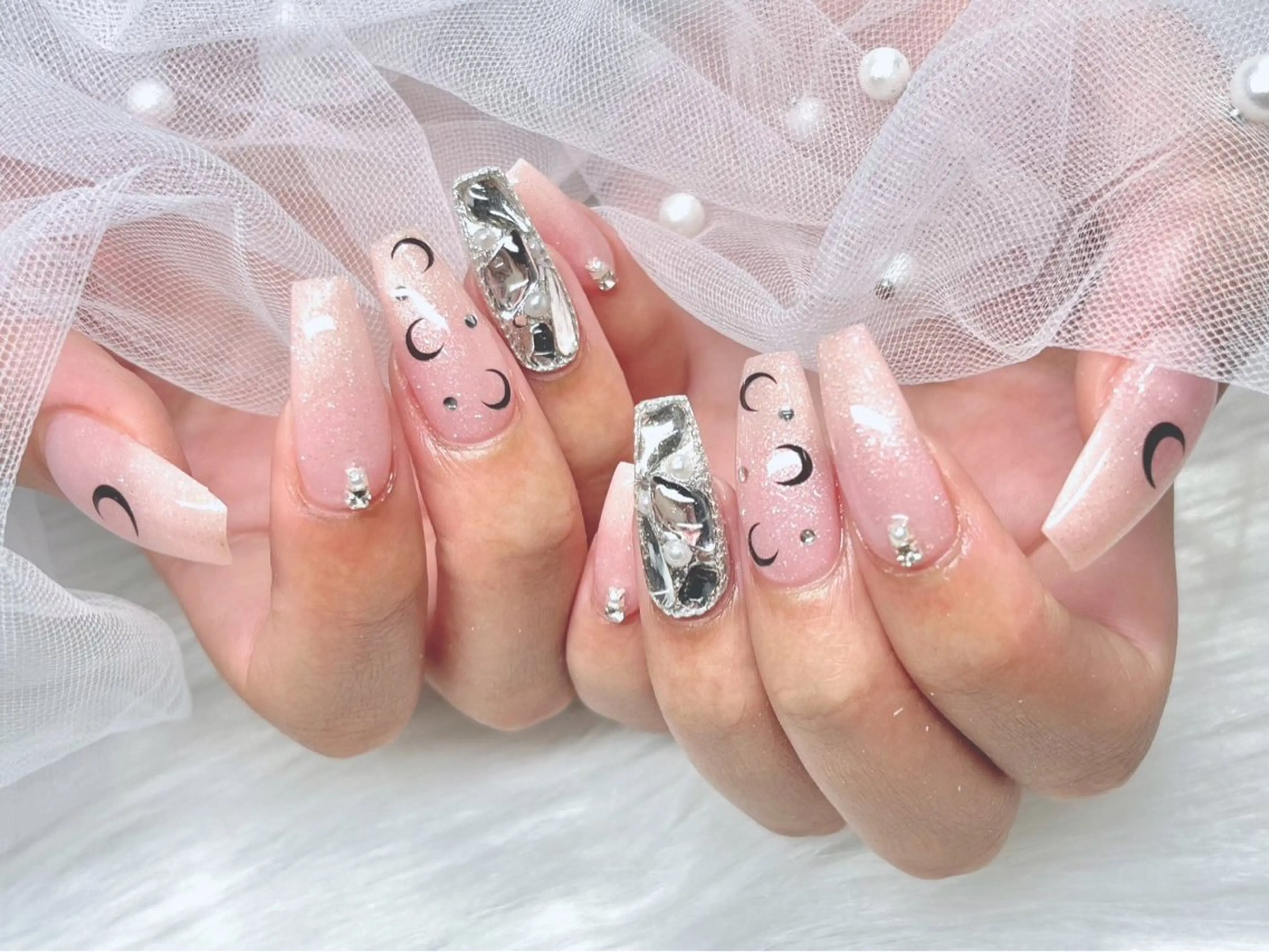 ネイル NANAMI ︎︎♡のネイルデザイン