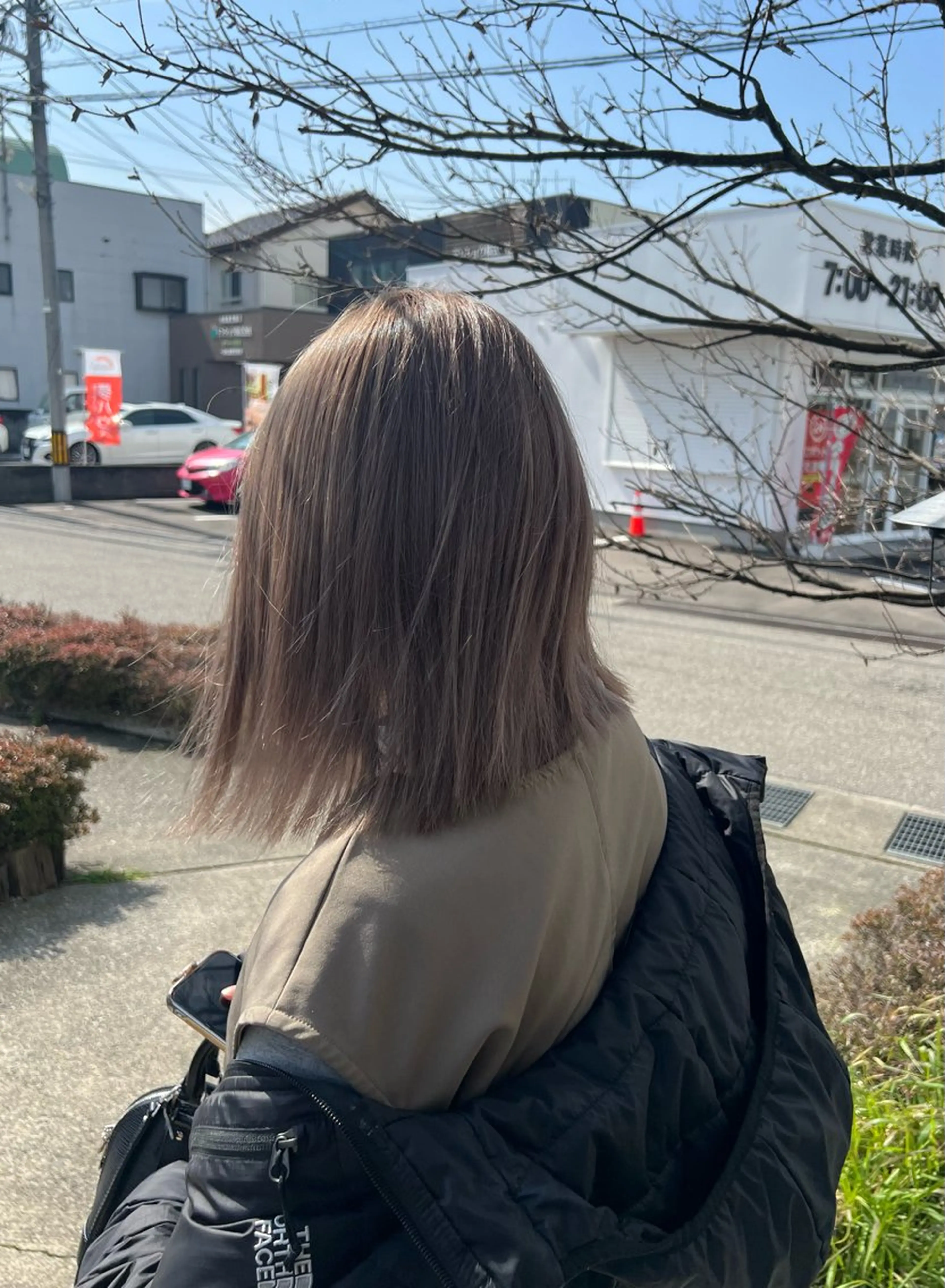 ミディアム カラー カット ヘアカラー トリートメント 池本 勇大のヘアスタイル